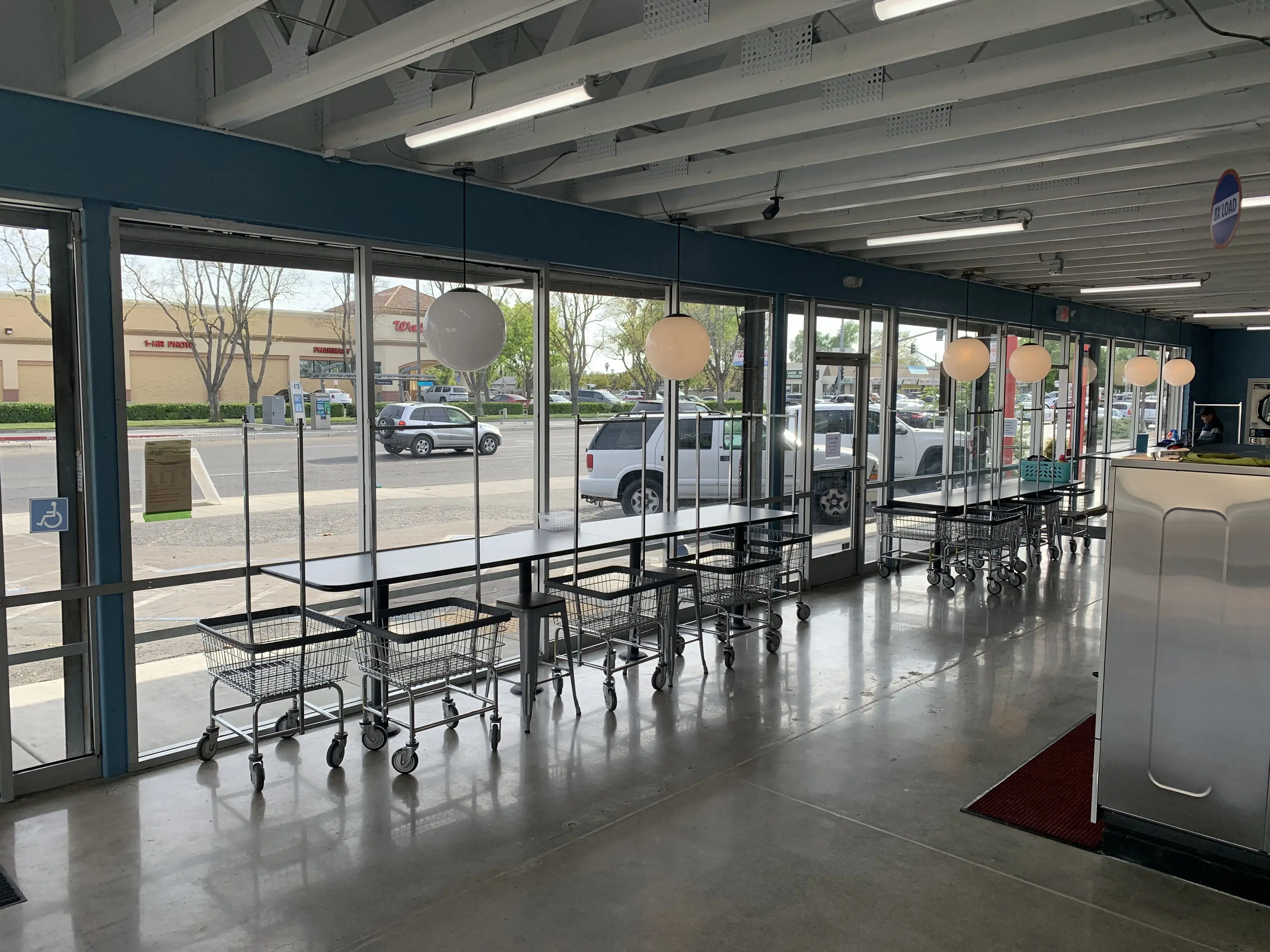 SuperClean Laundromats - Image 3