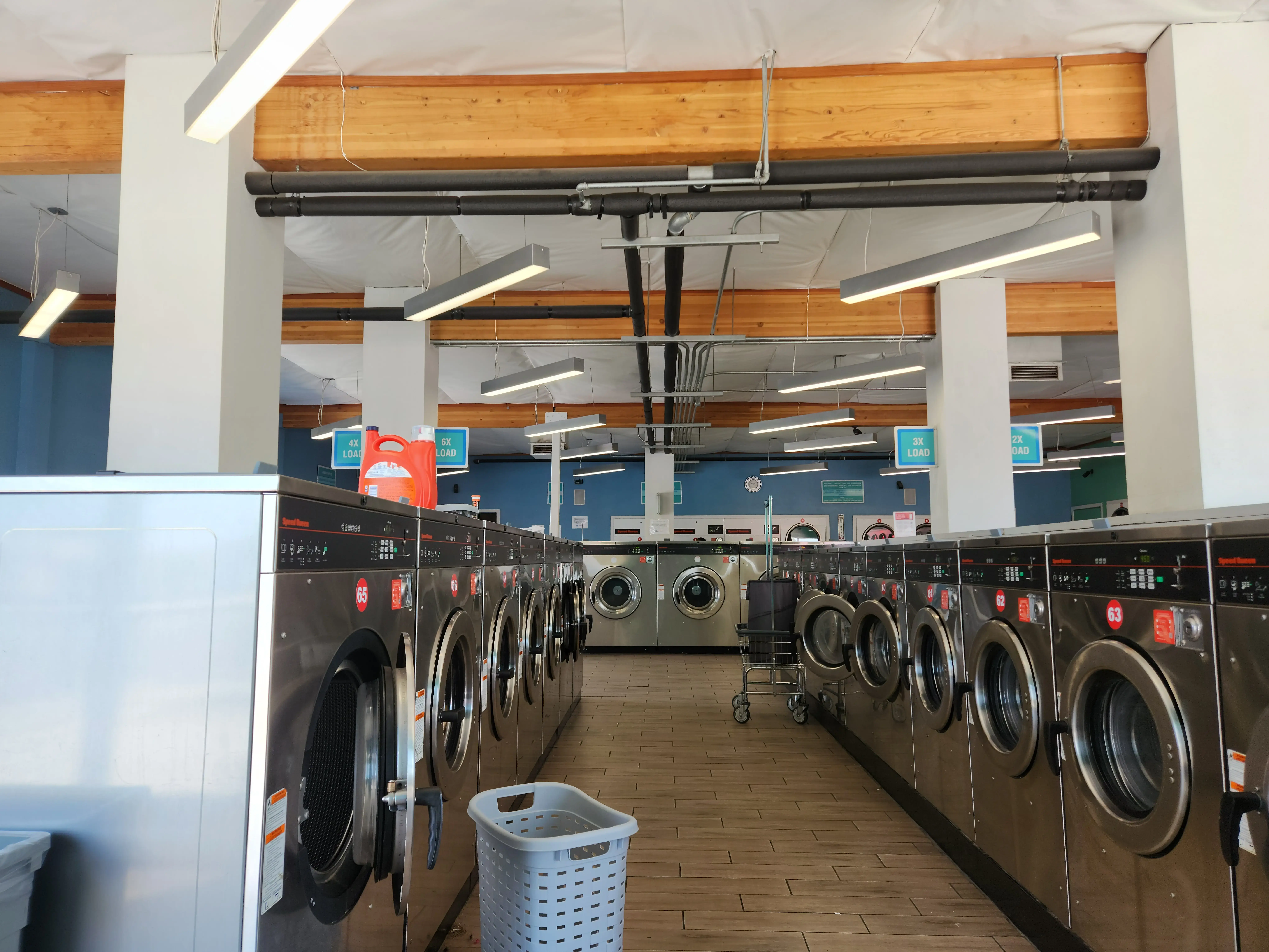 SuperClean Laundromats thumbnail 2