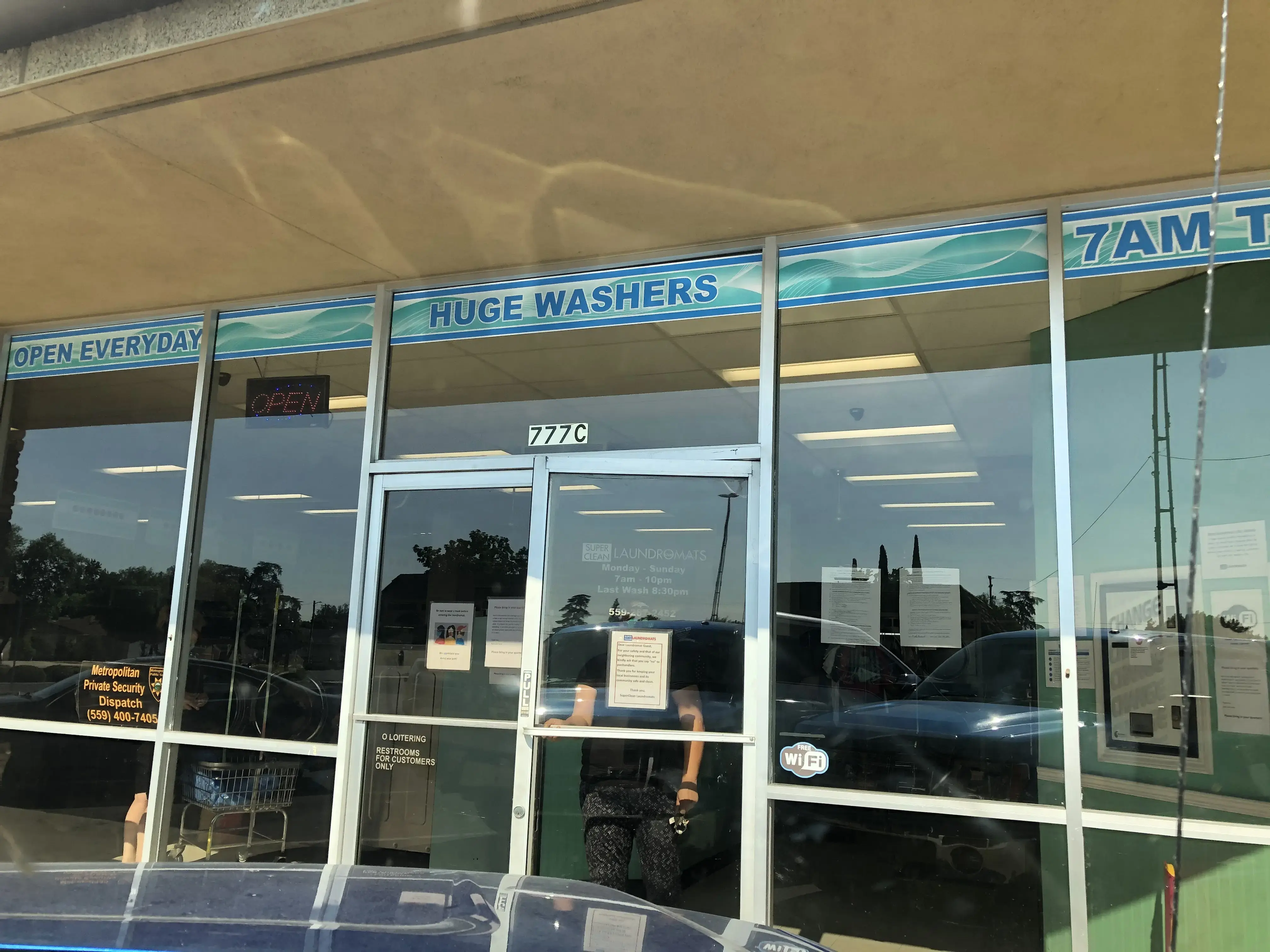 SuperClean Laundromats - Image 16