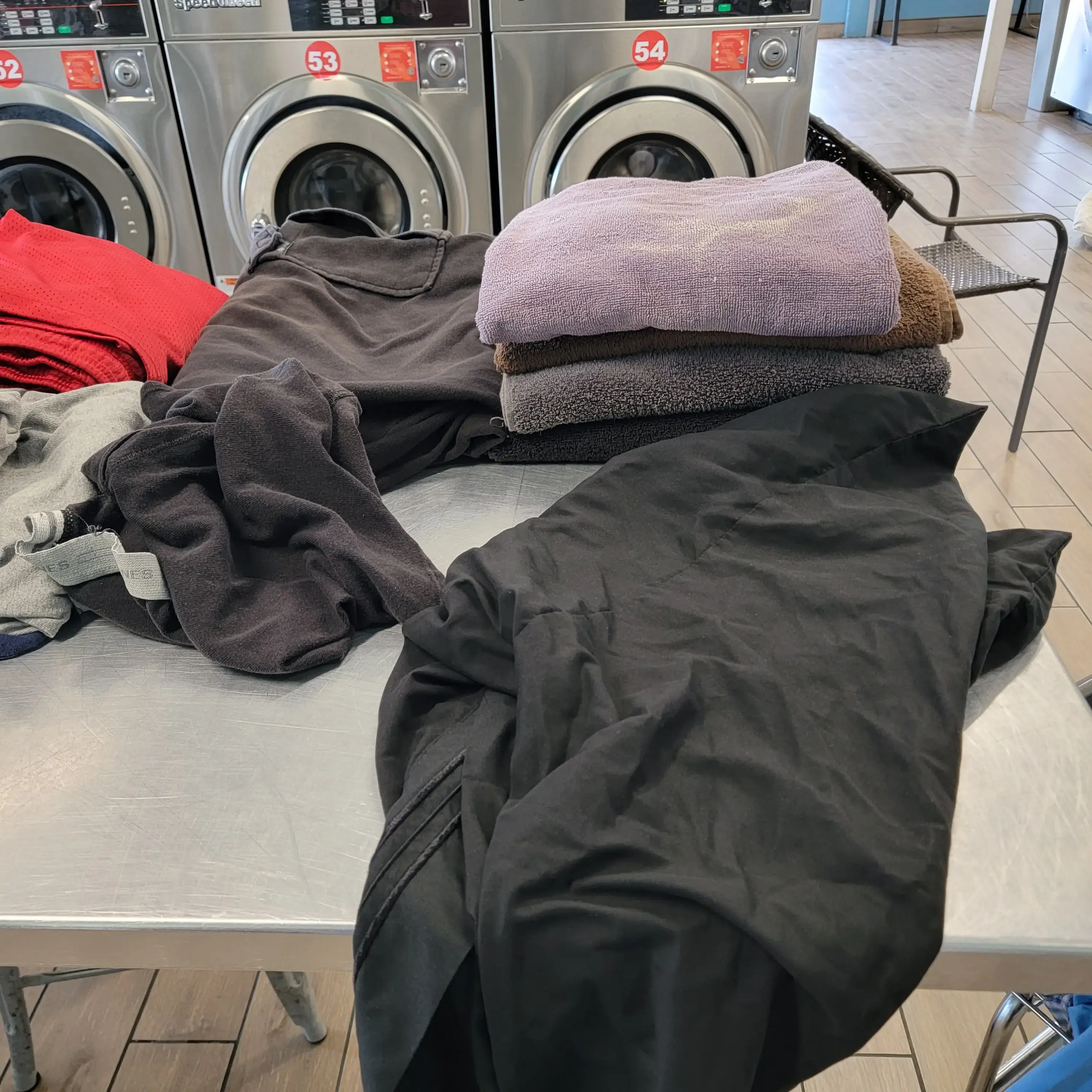 SuperClean Laundromats - Image 13
