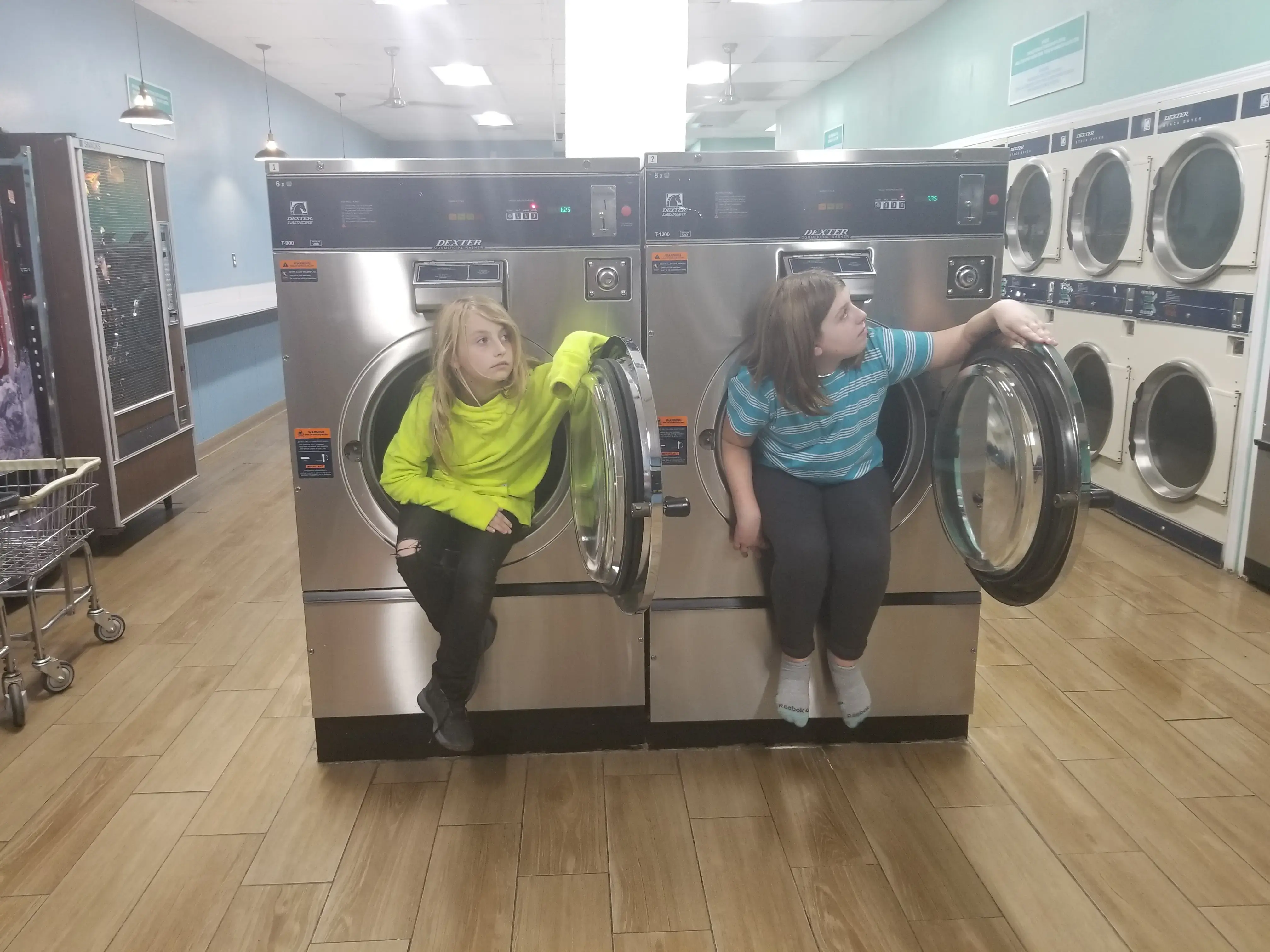 SuperClean Laundromats thumbnail 16