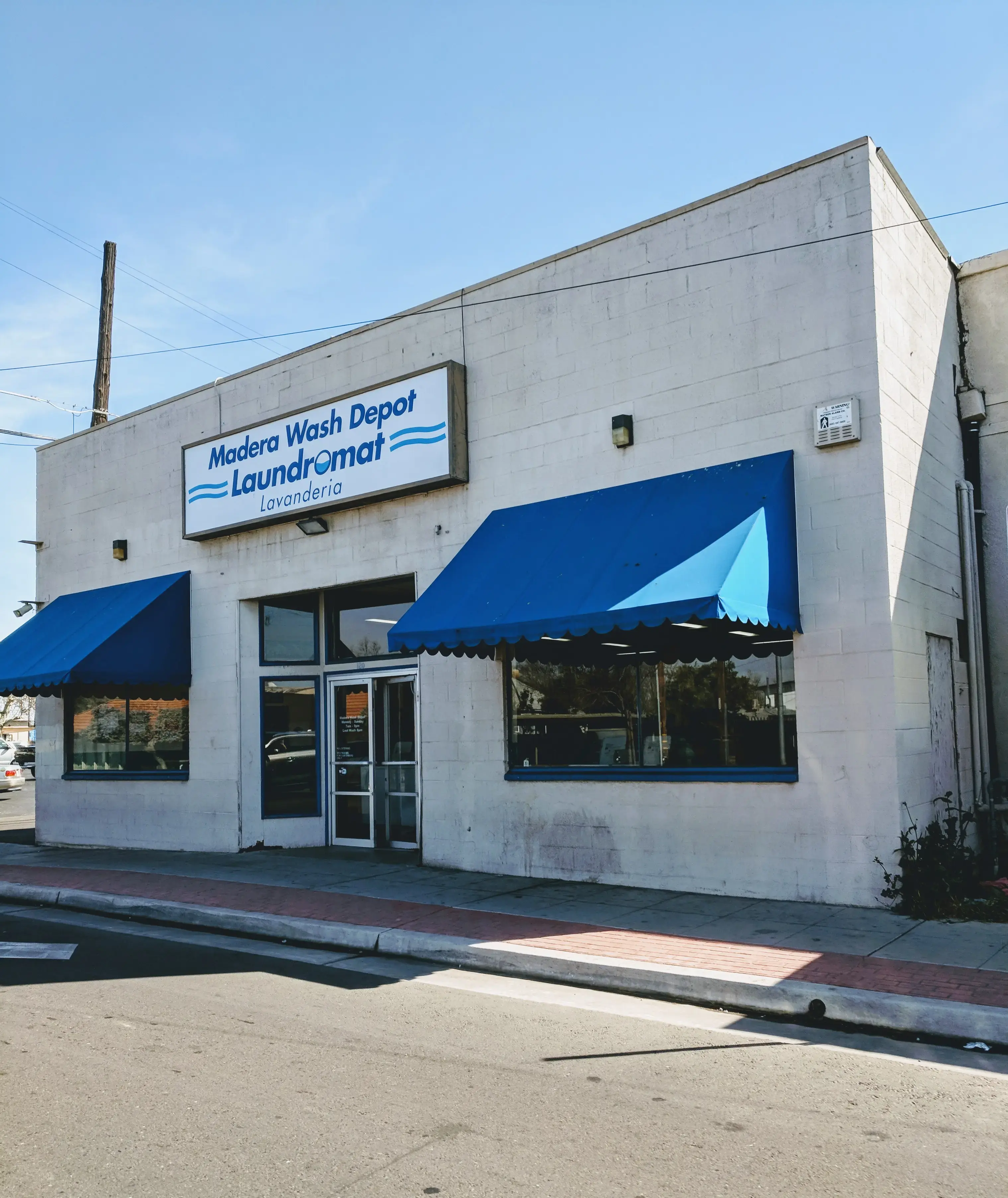 SuperClean Laundromats - Image 6