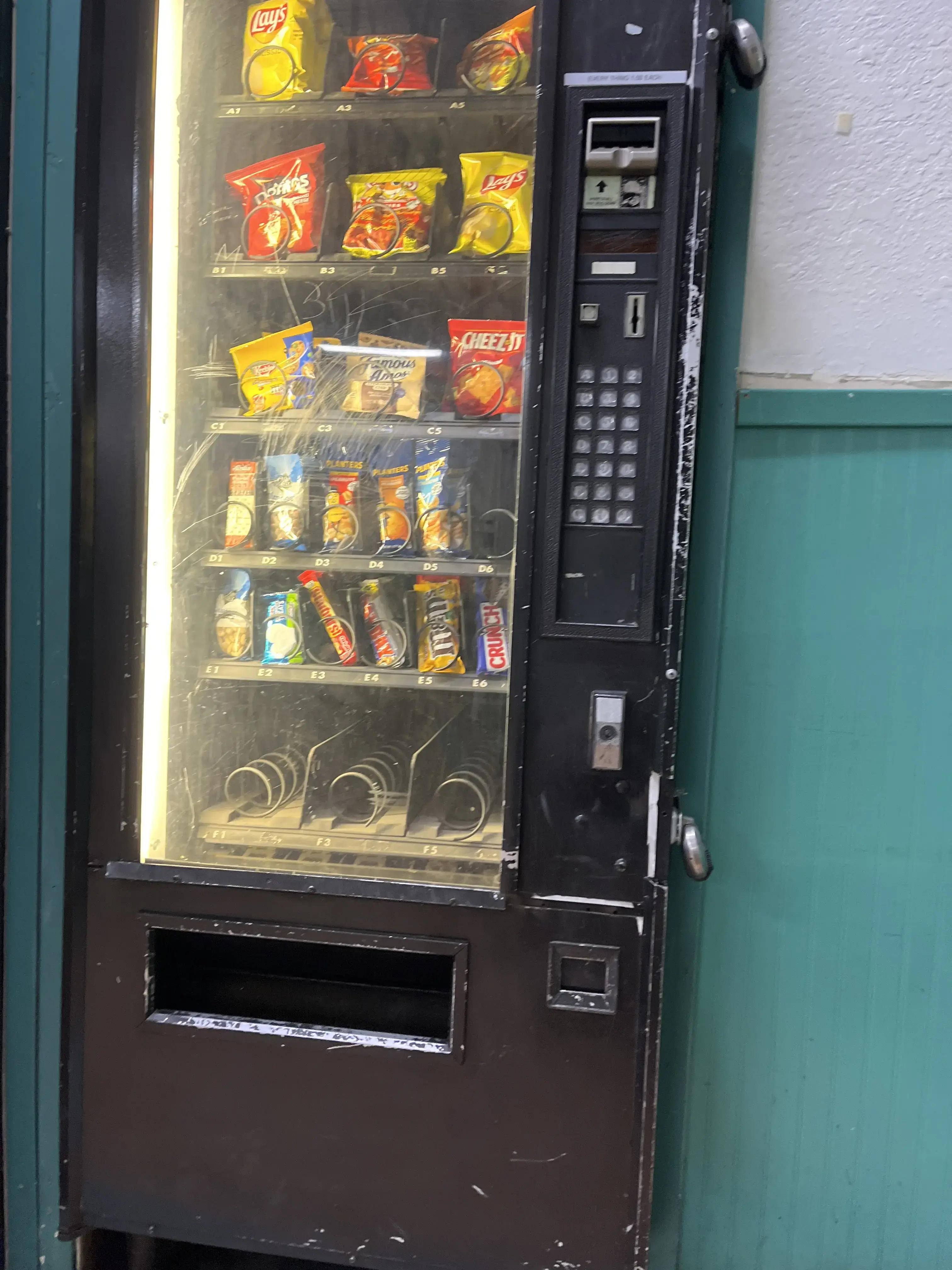 SuperClean Laundromats - Image 8