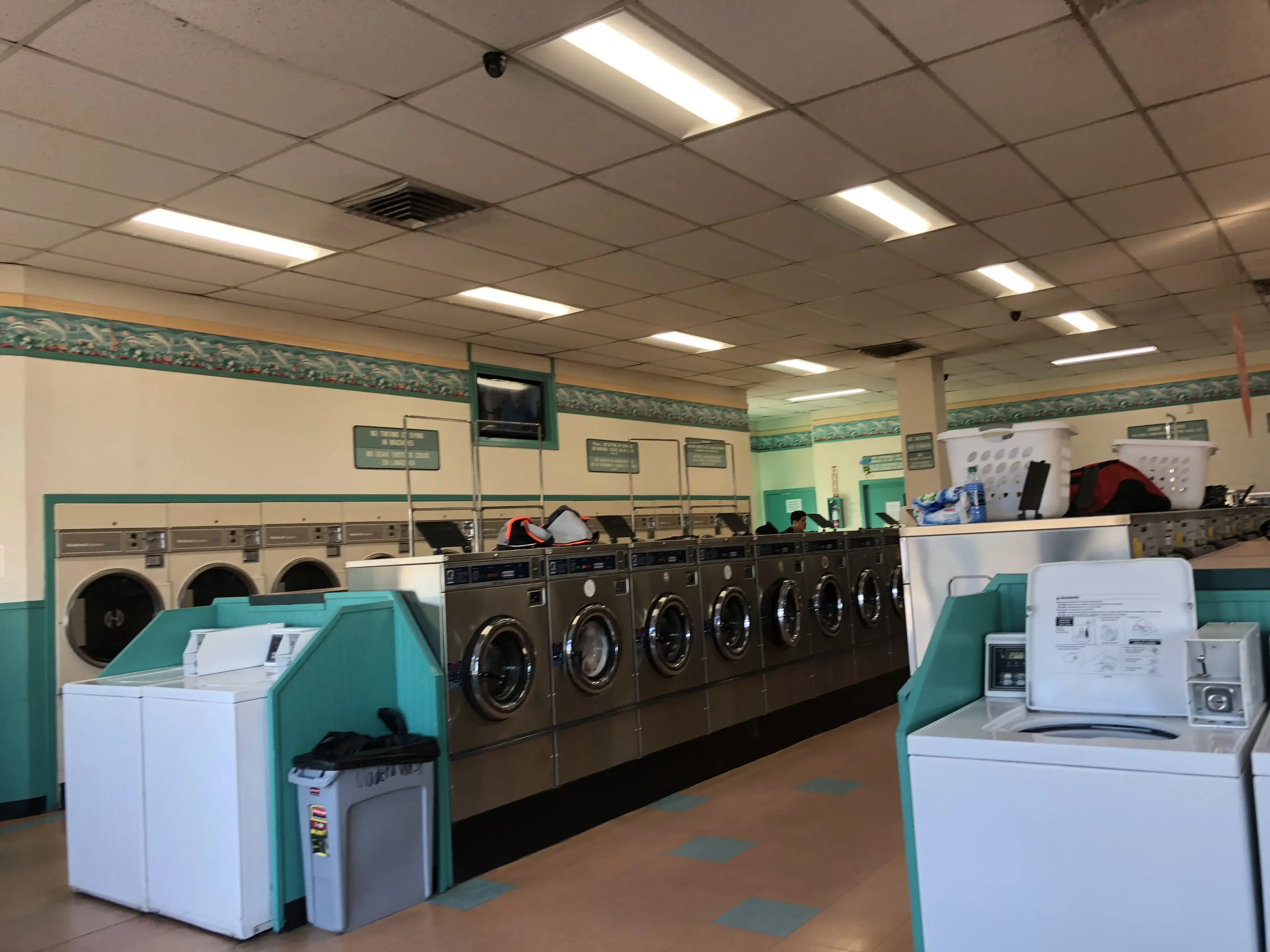 SuperClean Laundromats thumbnail 18