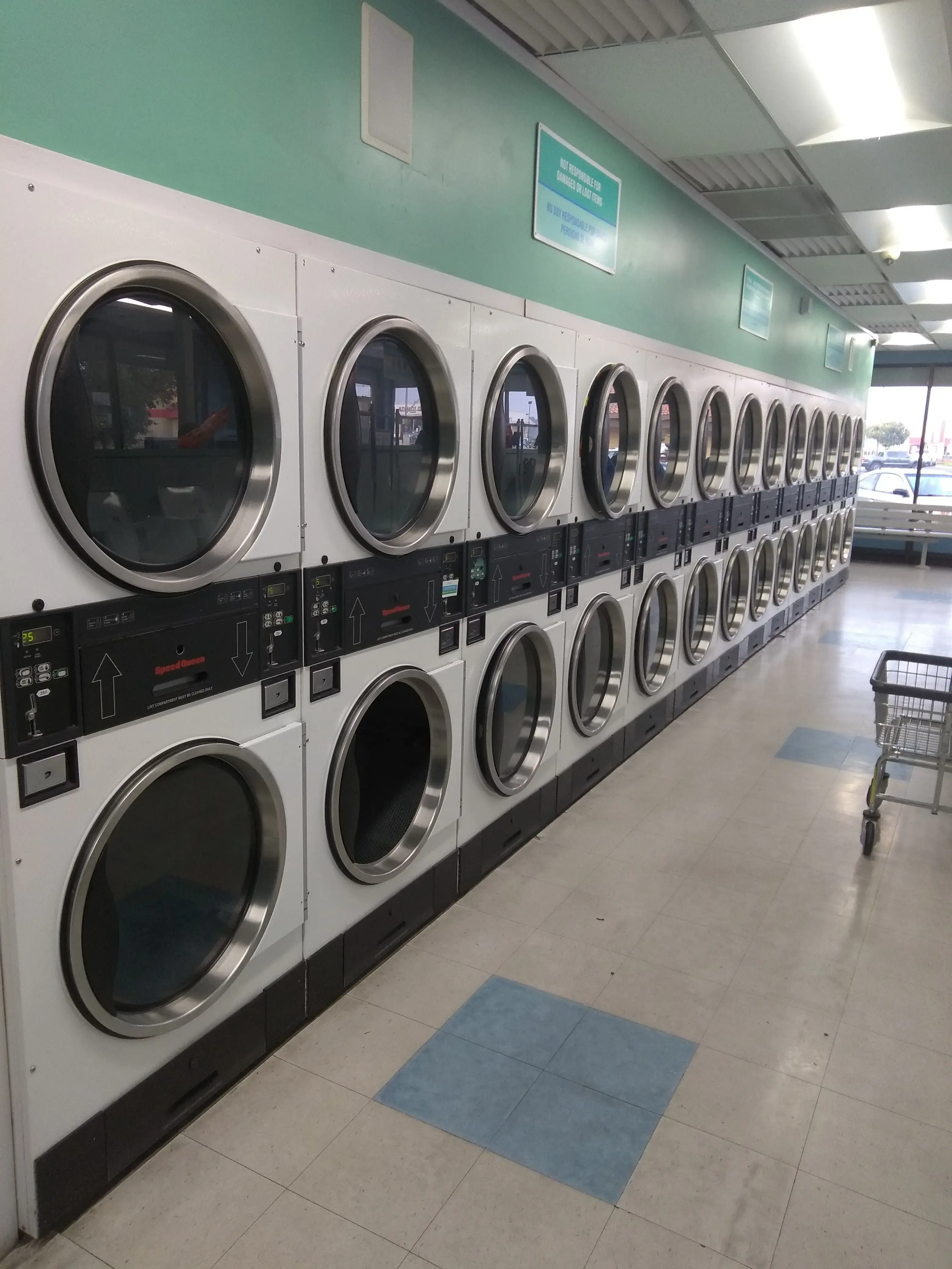 SuperClean Laundromats thumbnail 19