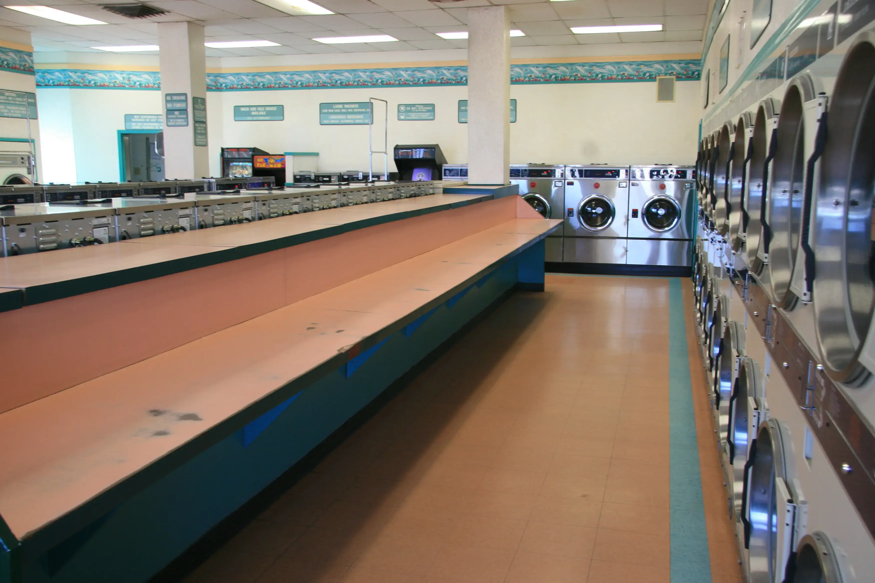 SuperClean Laundromats thumbnail 17