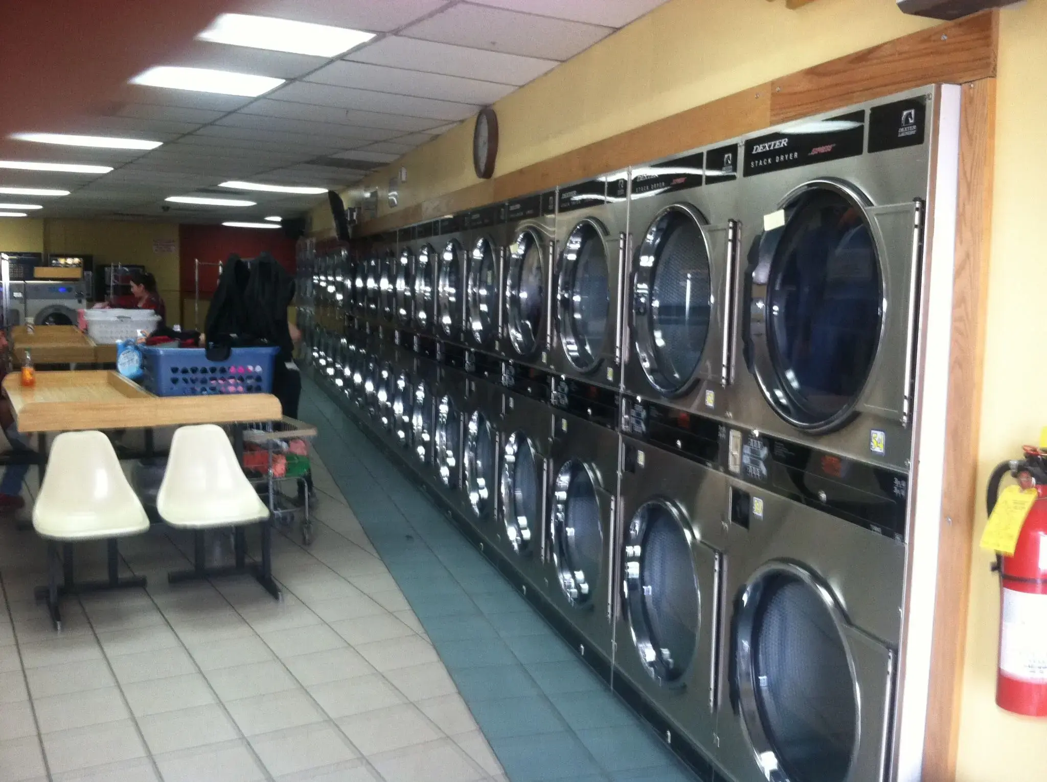 Superior Laundries thumbnail 9