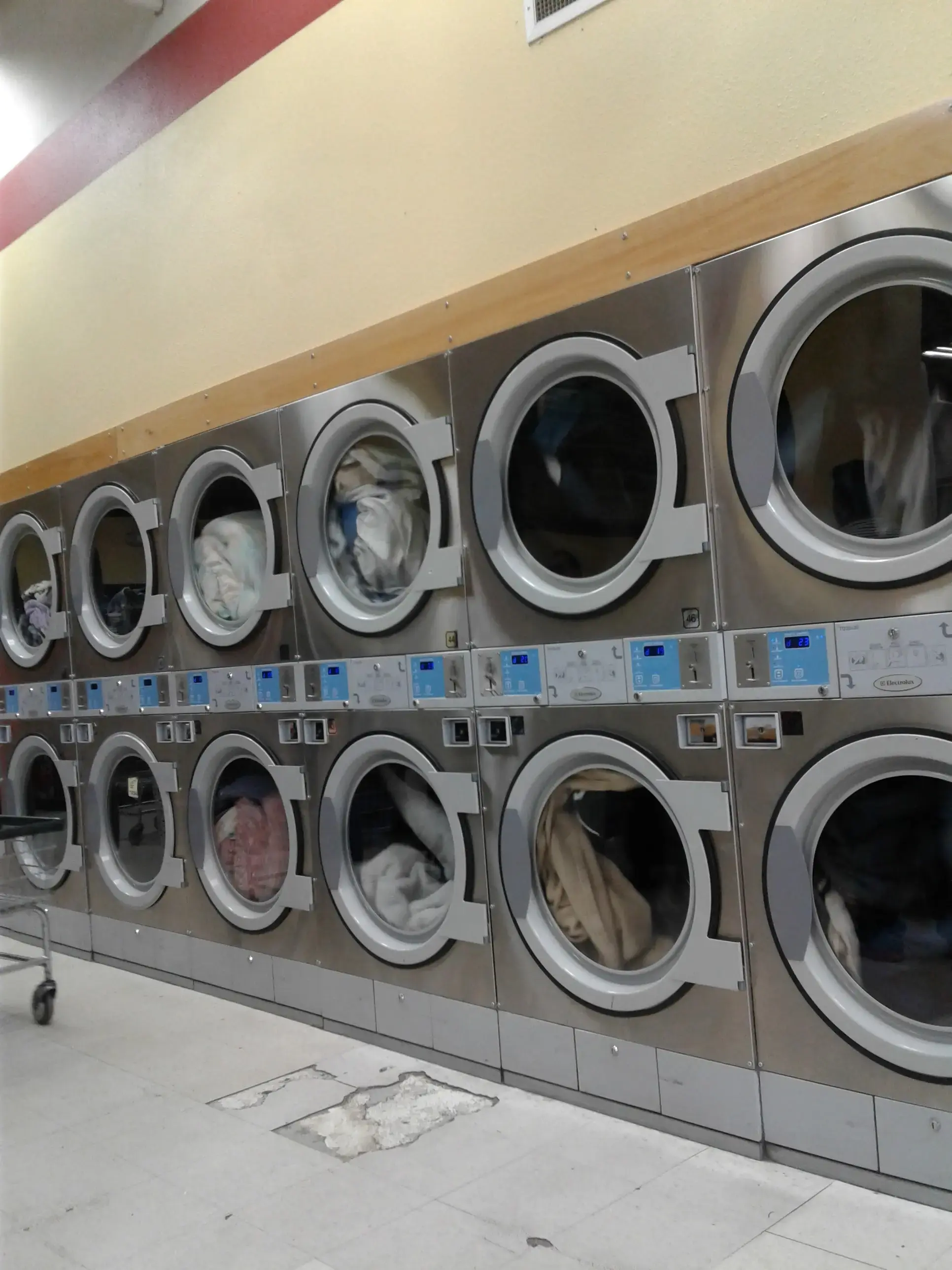 Superior Laundries - Image 17