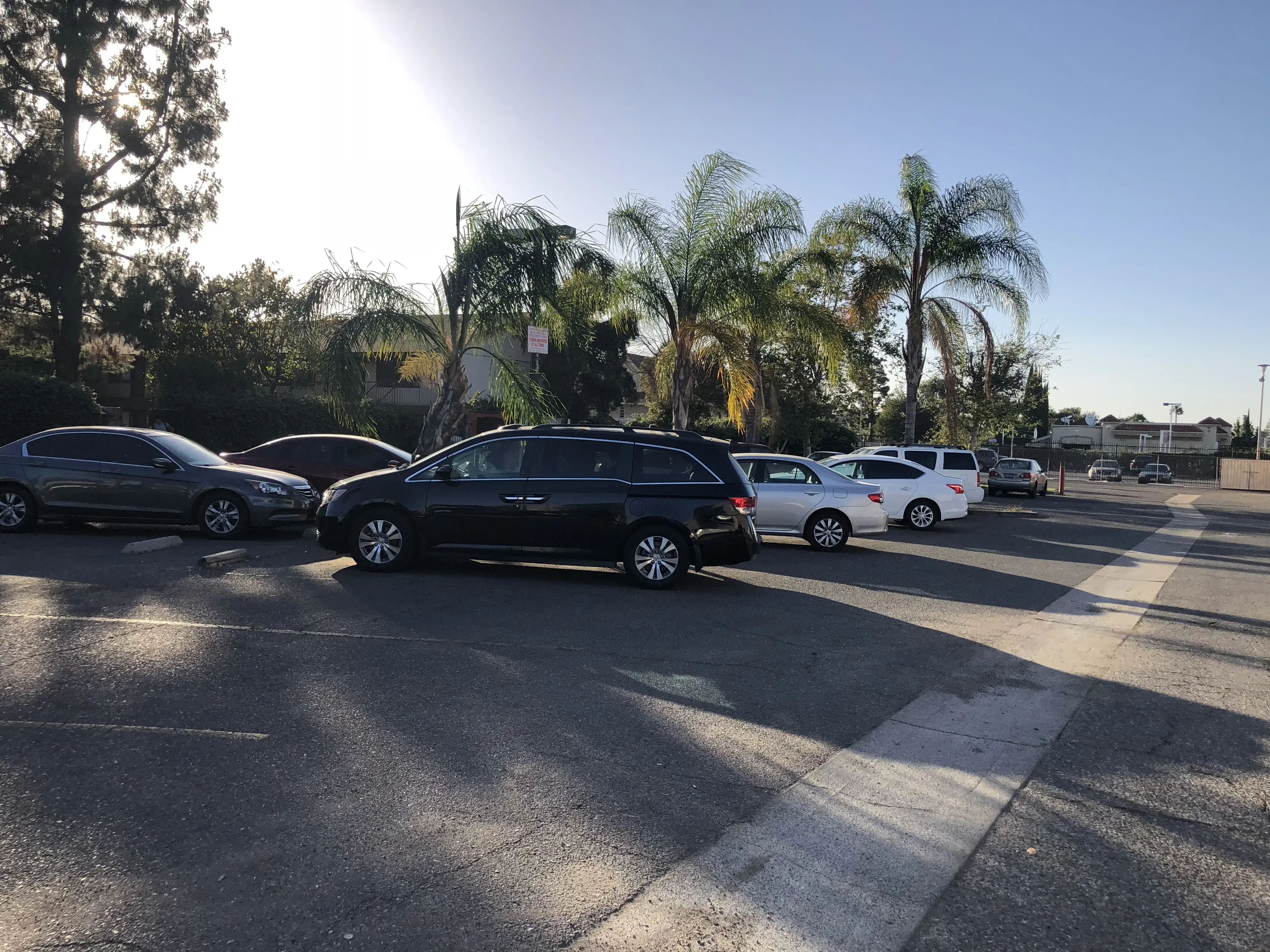 Superior Laundry - Southwest Anaheim thumbnail 19