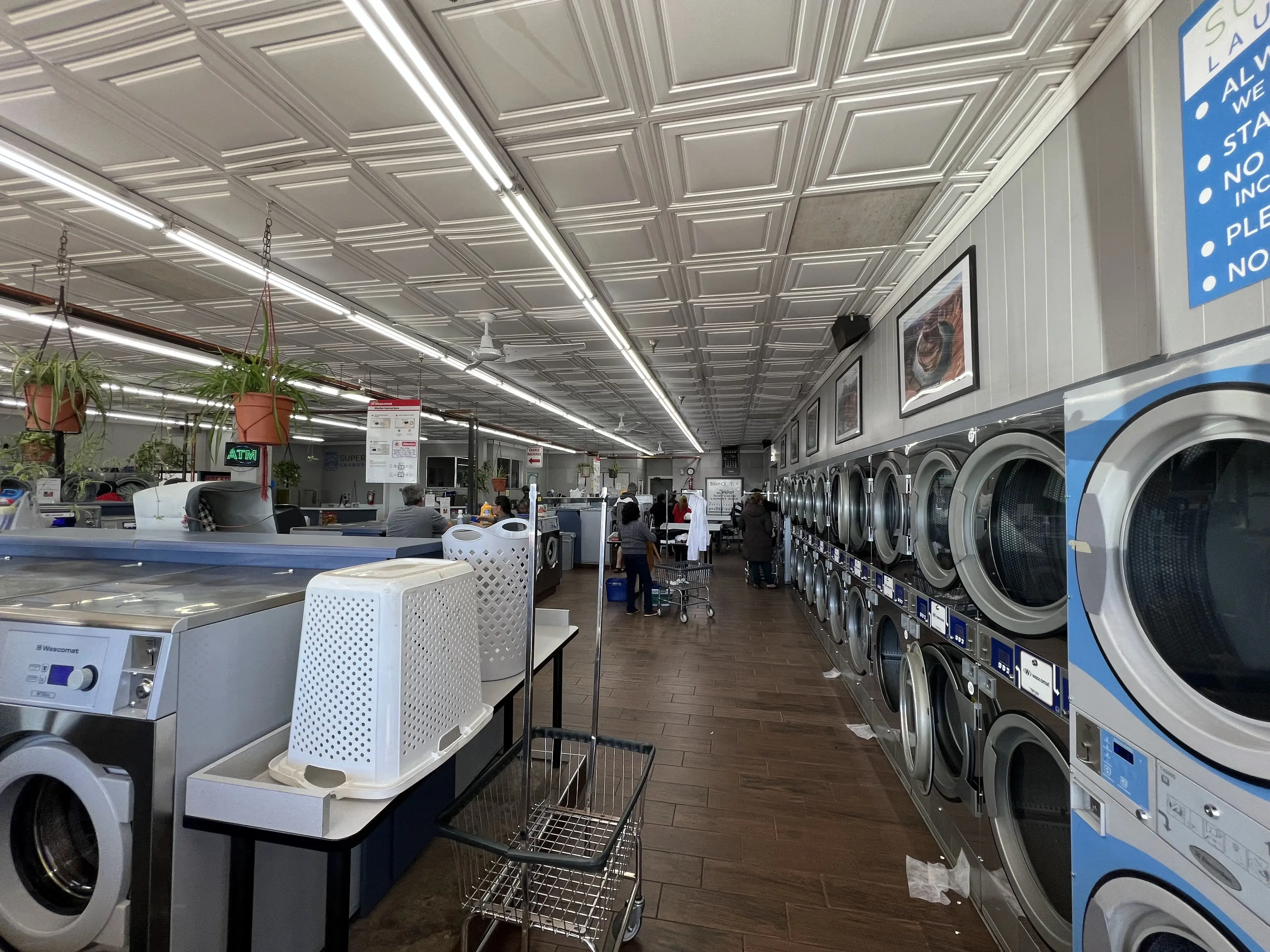 Supermat Laundromat thumbnail 3