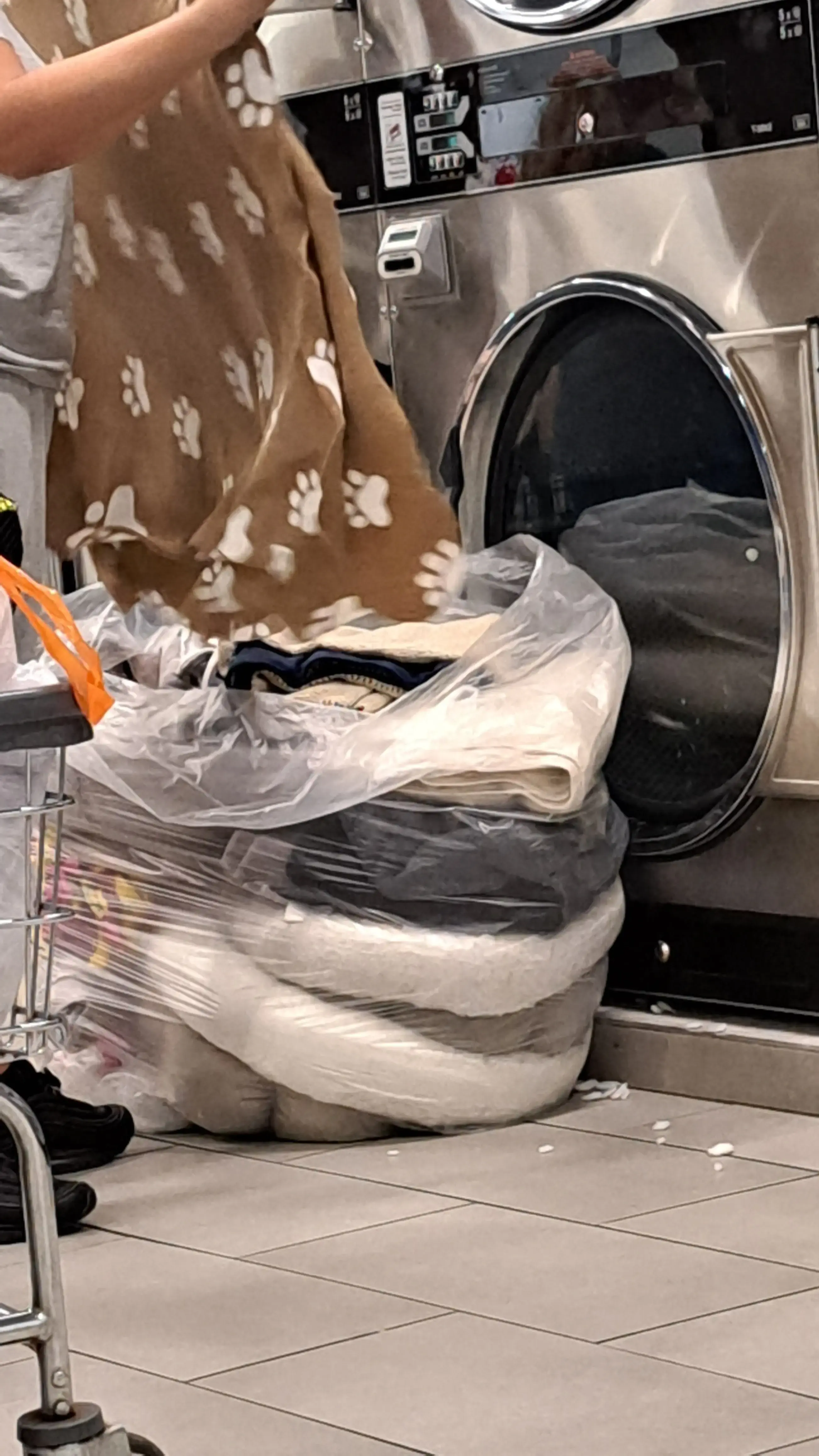 SuperMatt Laundromat thumbnail 20