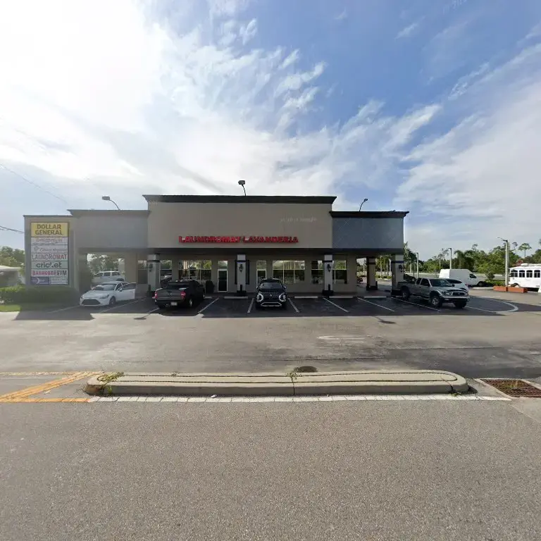 SuperMatt Laundromat - Image 19