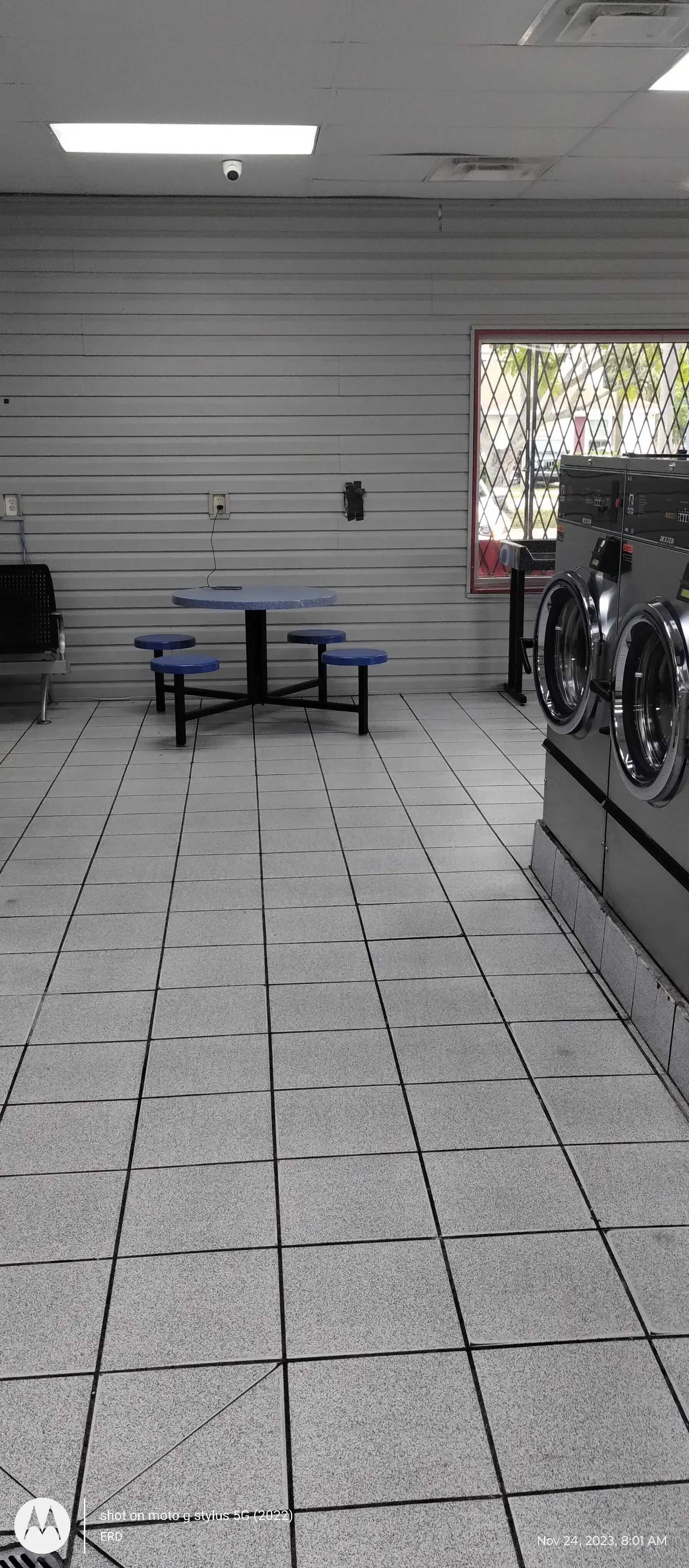 SuperMatt Laundry - Image 19