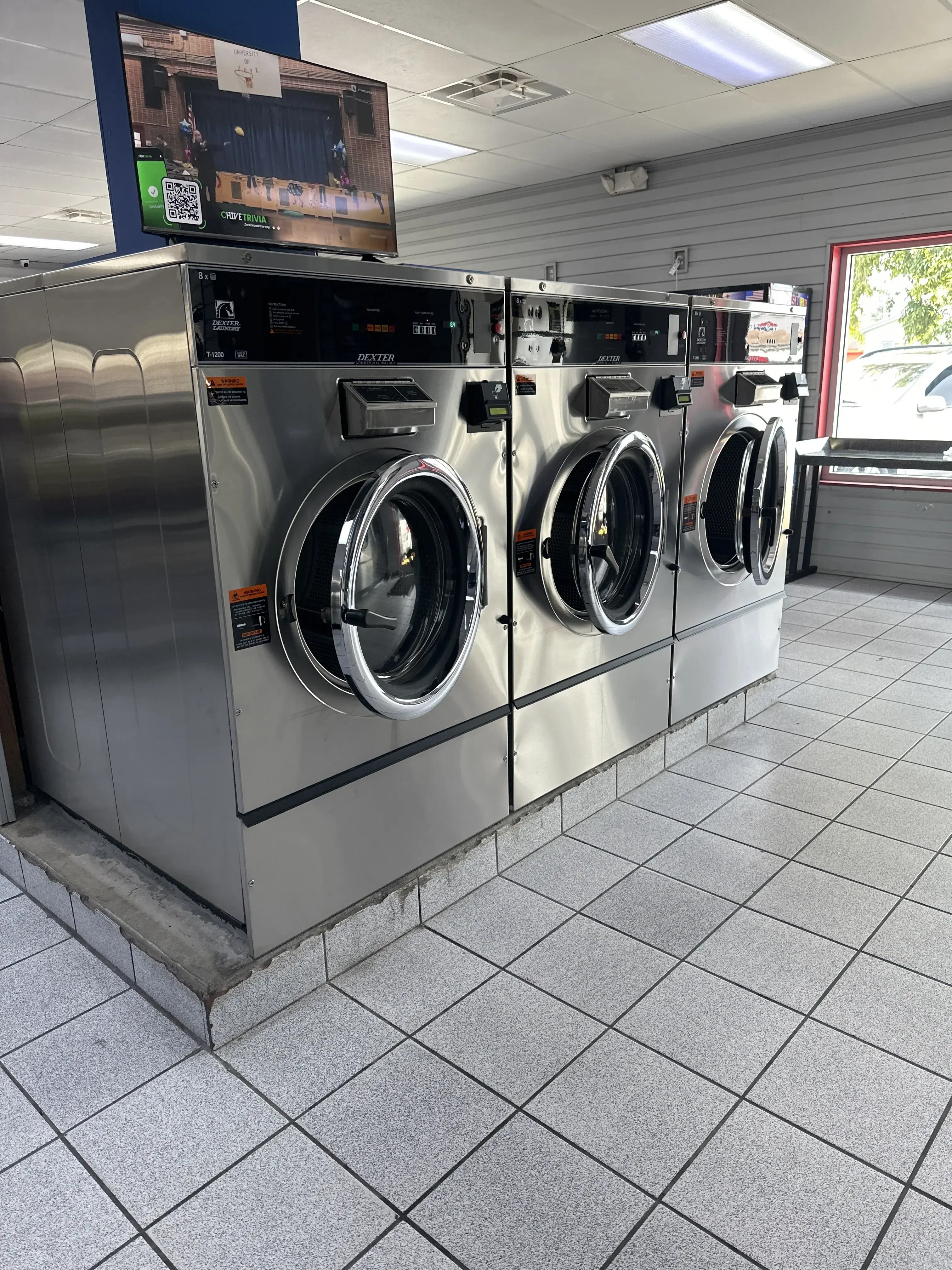 SuperMatt Laundry thumbnail 1