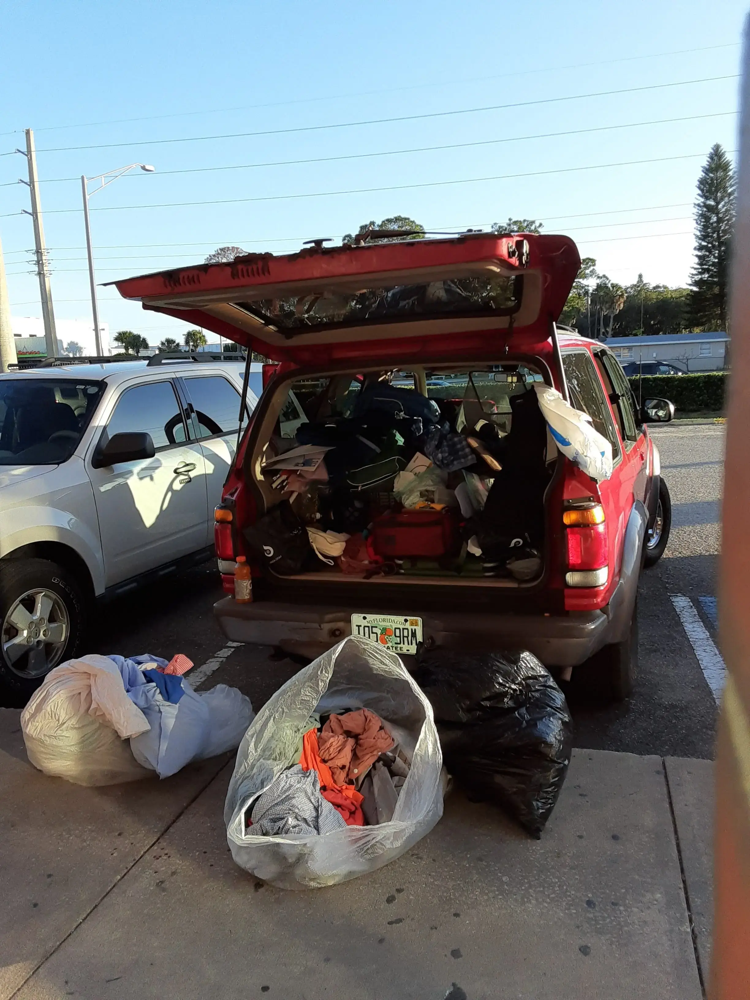 SuperMatt Laundry - Image 6