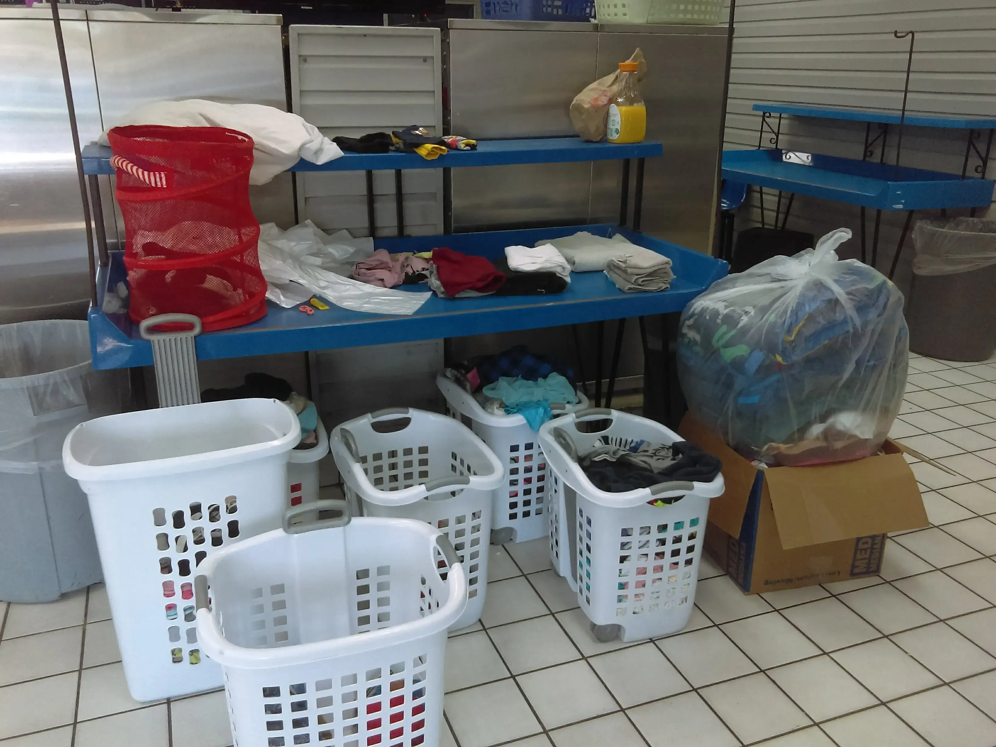 SuperMatt Laundry - Image 9