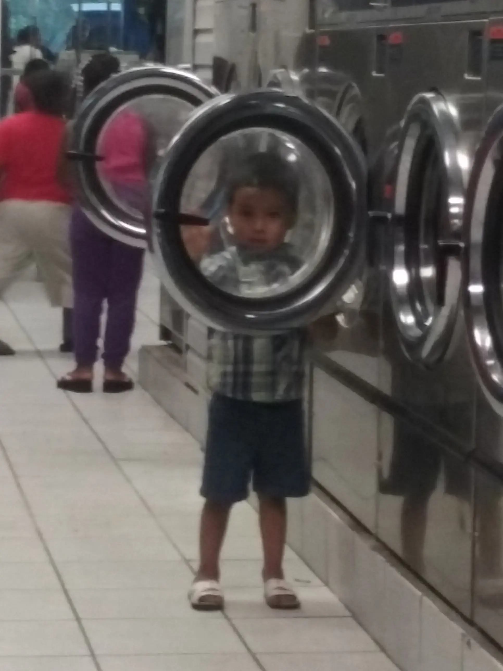 SuperMatt Laundry - Image 11