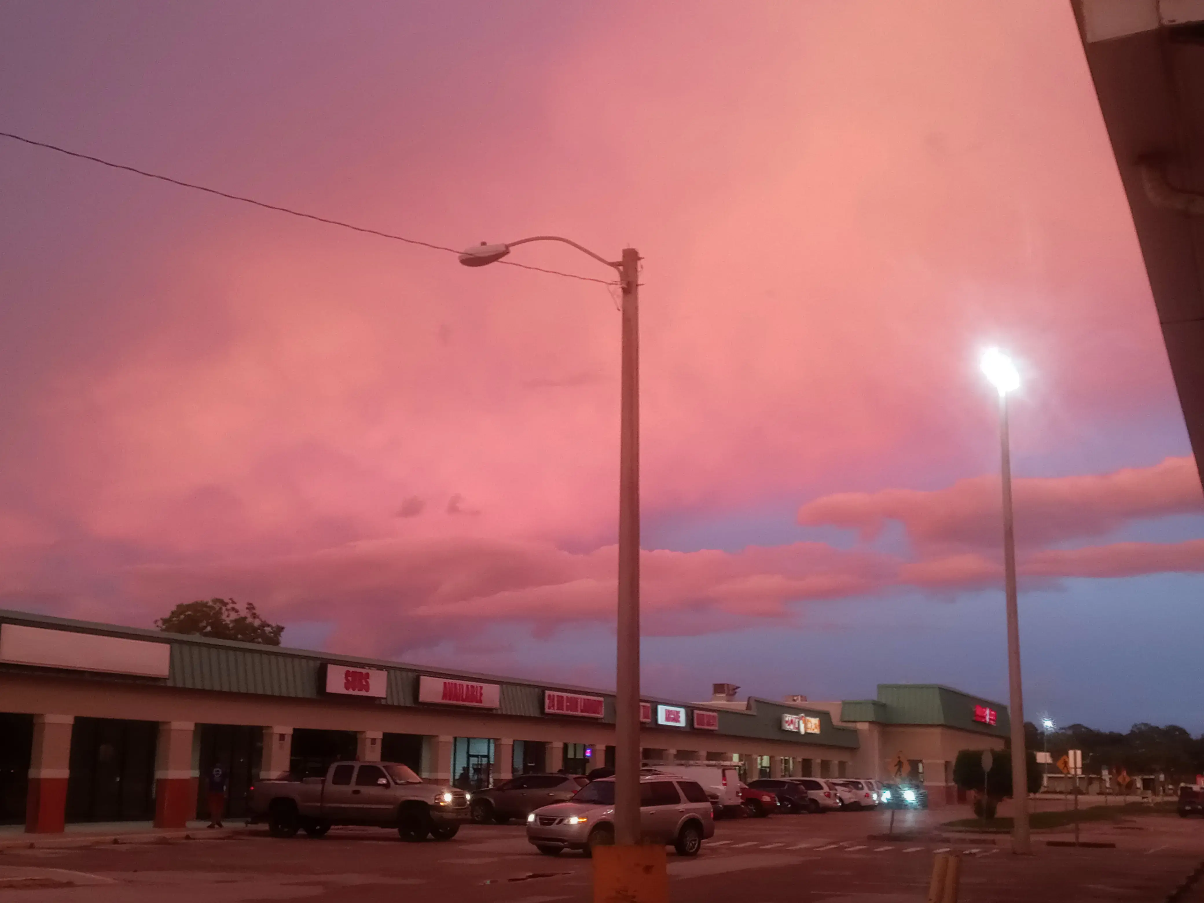 SuperMatt Laundry - Image 2