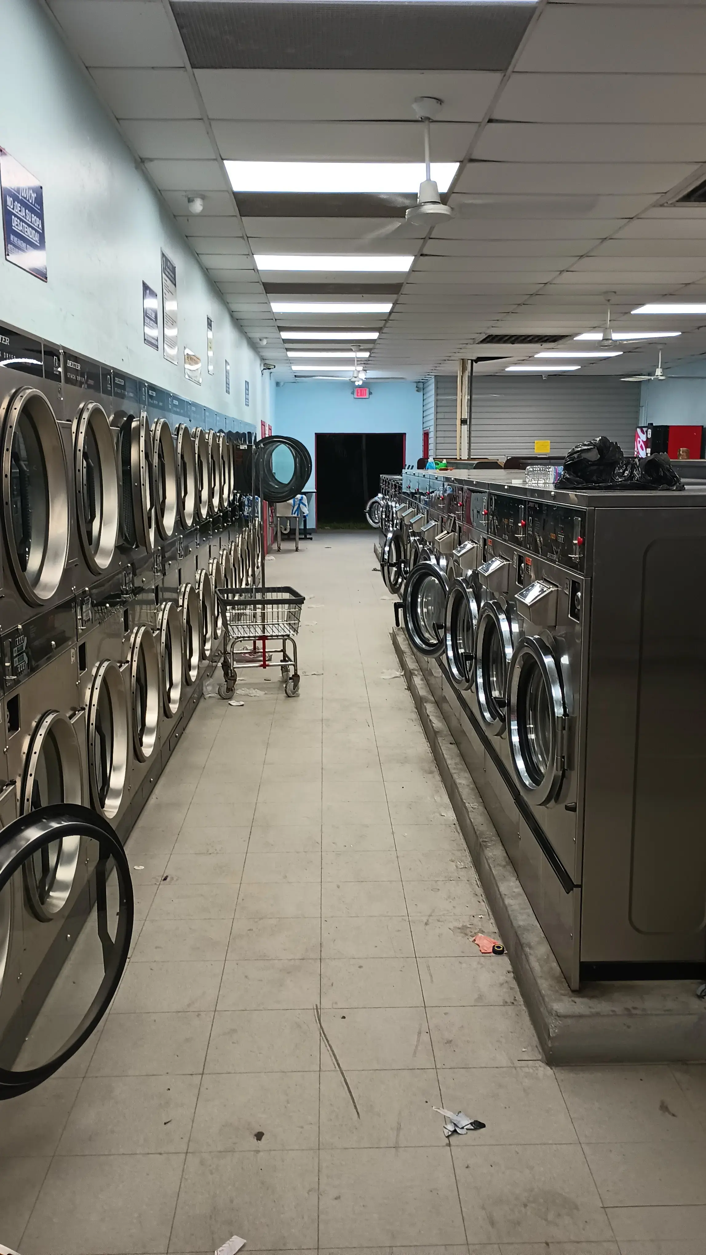 SuperMatt Laundry - Image 13