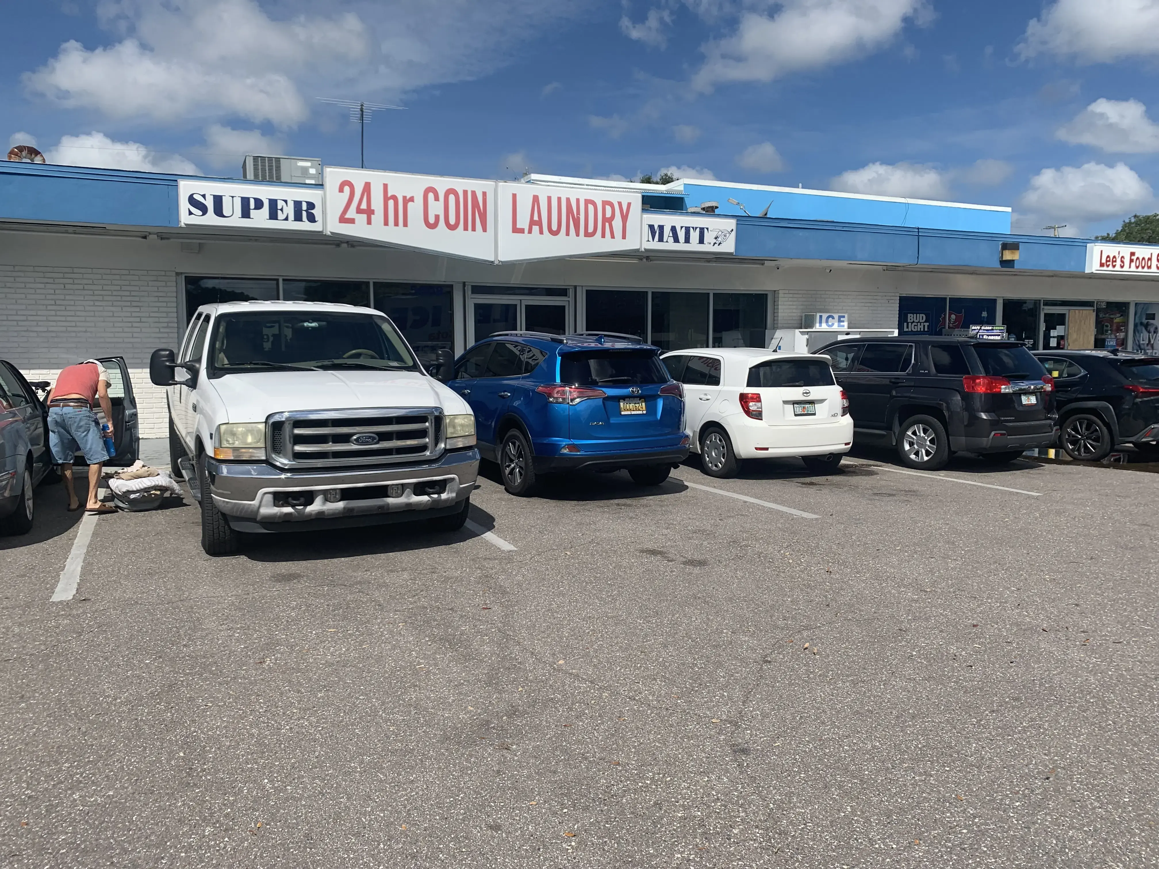 SuperMatt Laundry location