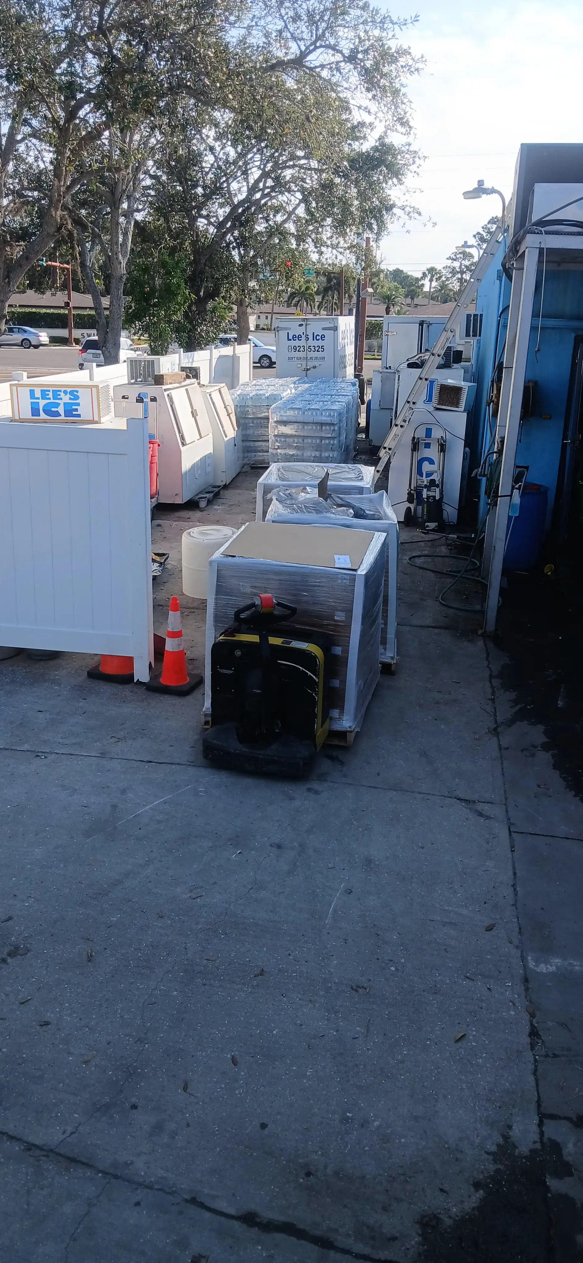 SuperMatt Laundry - Image 10