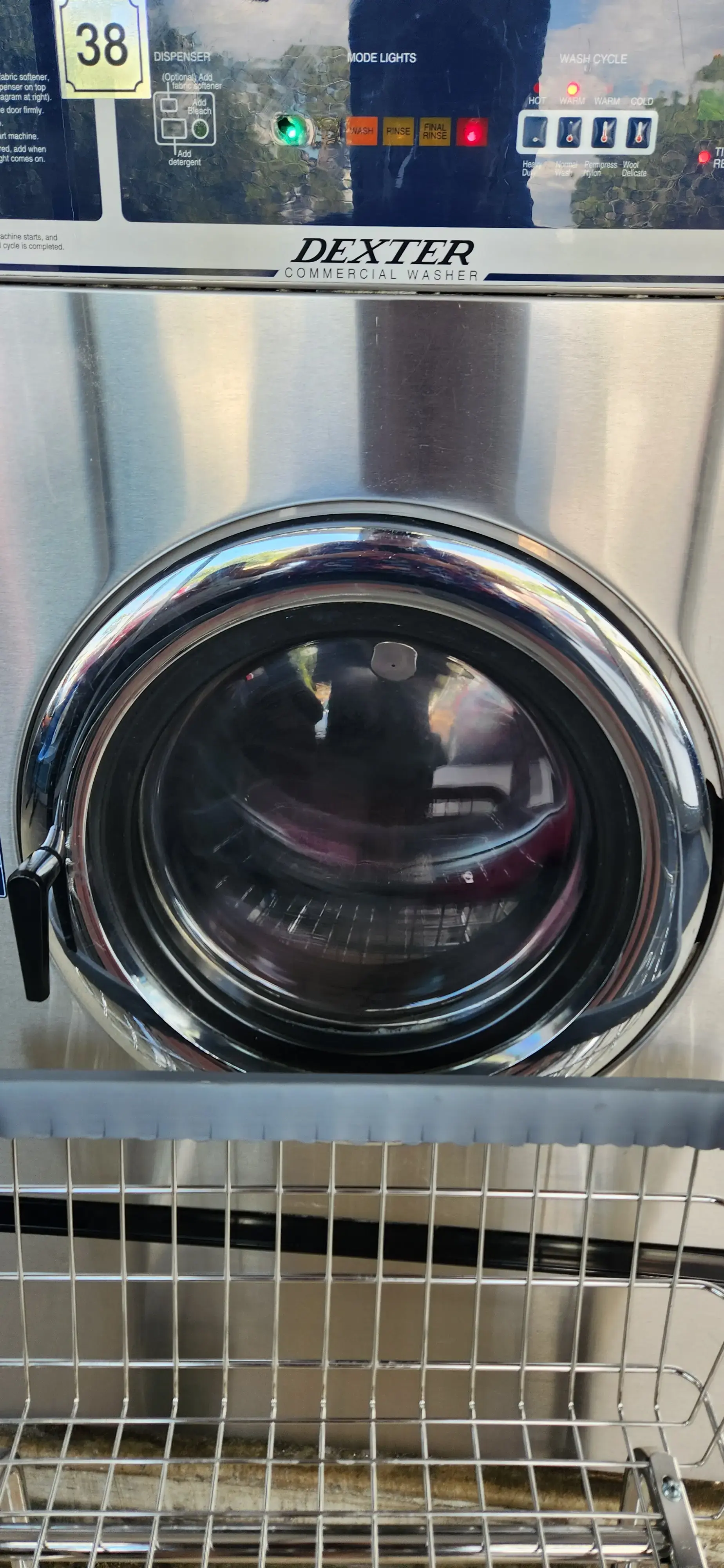 SuperMatt Laundry - Image 9