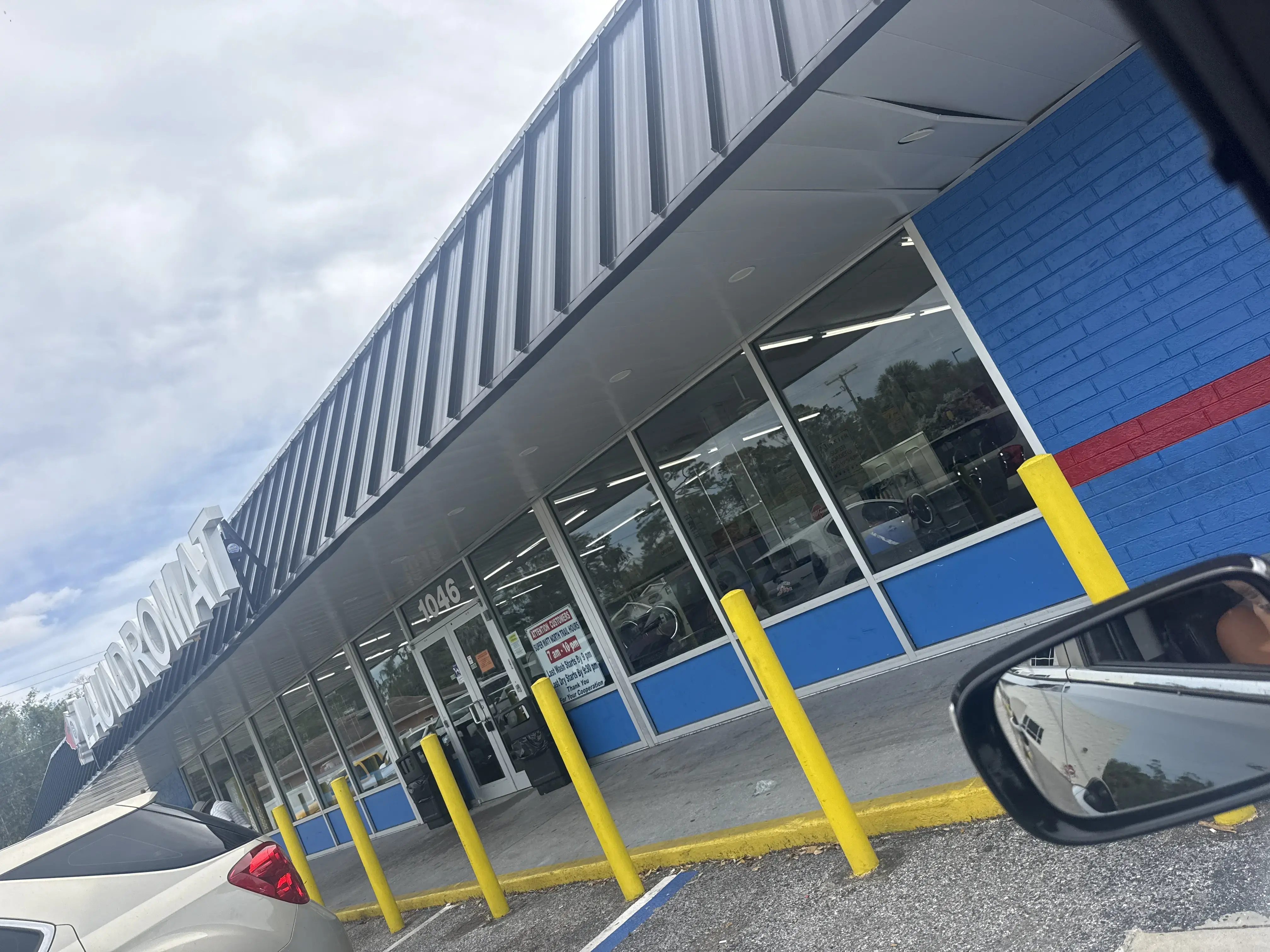 SuperMatt Laundry - Image 13