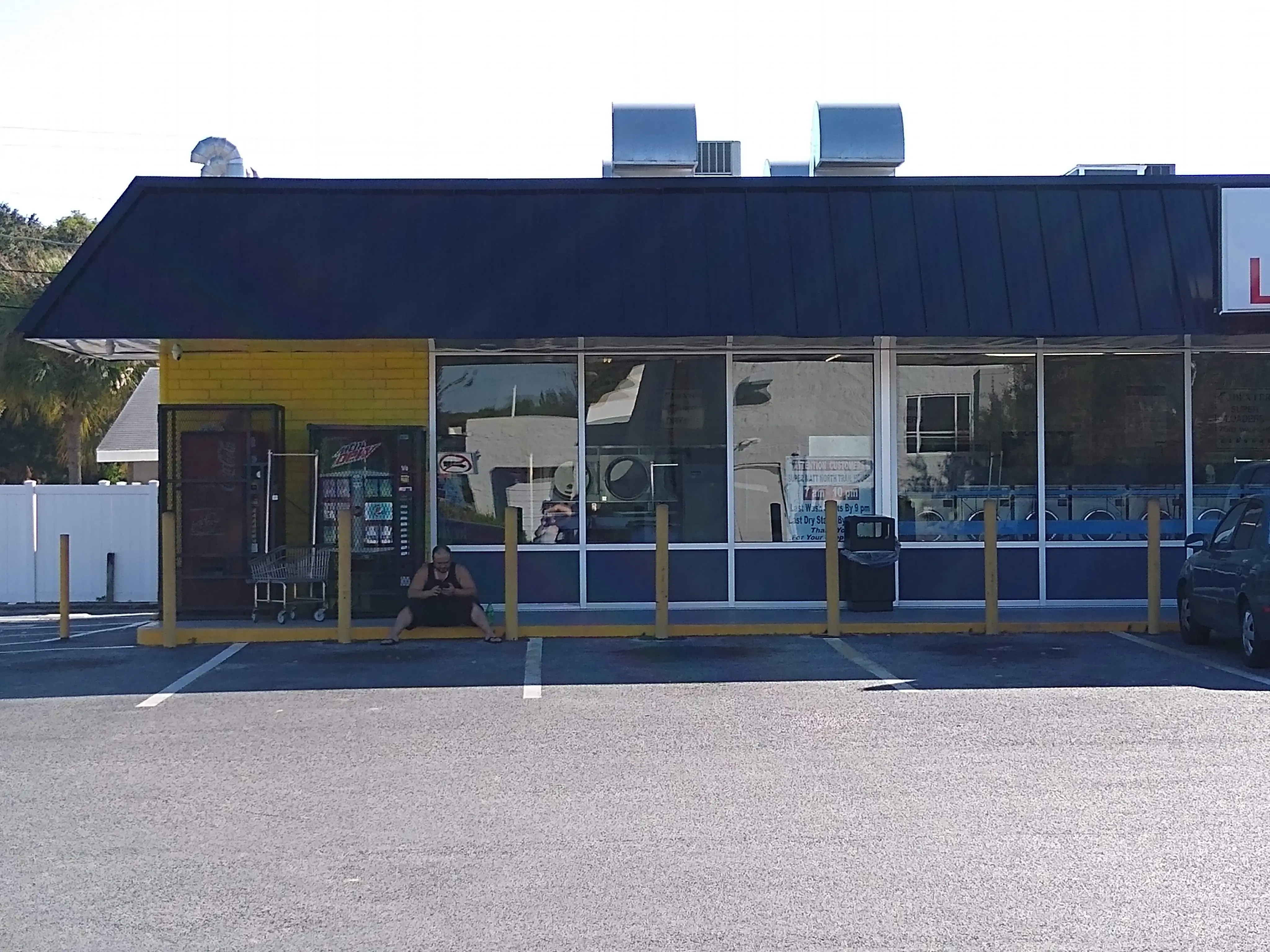 SuperMatt Laundry - Image 6