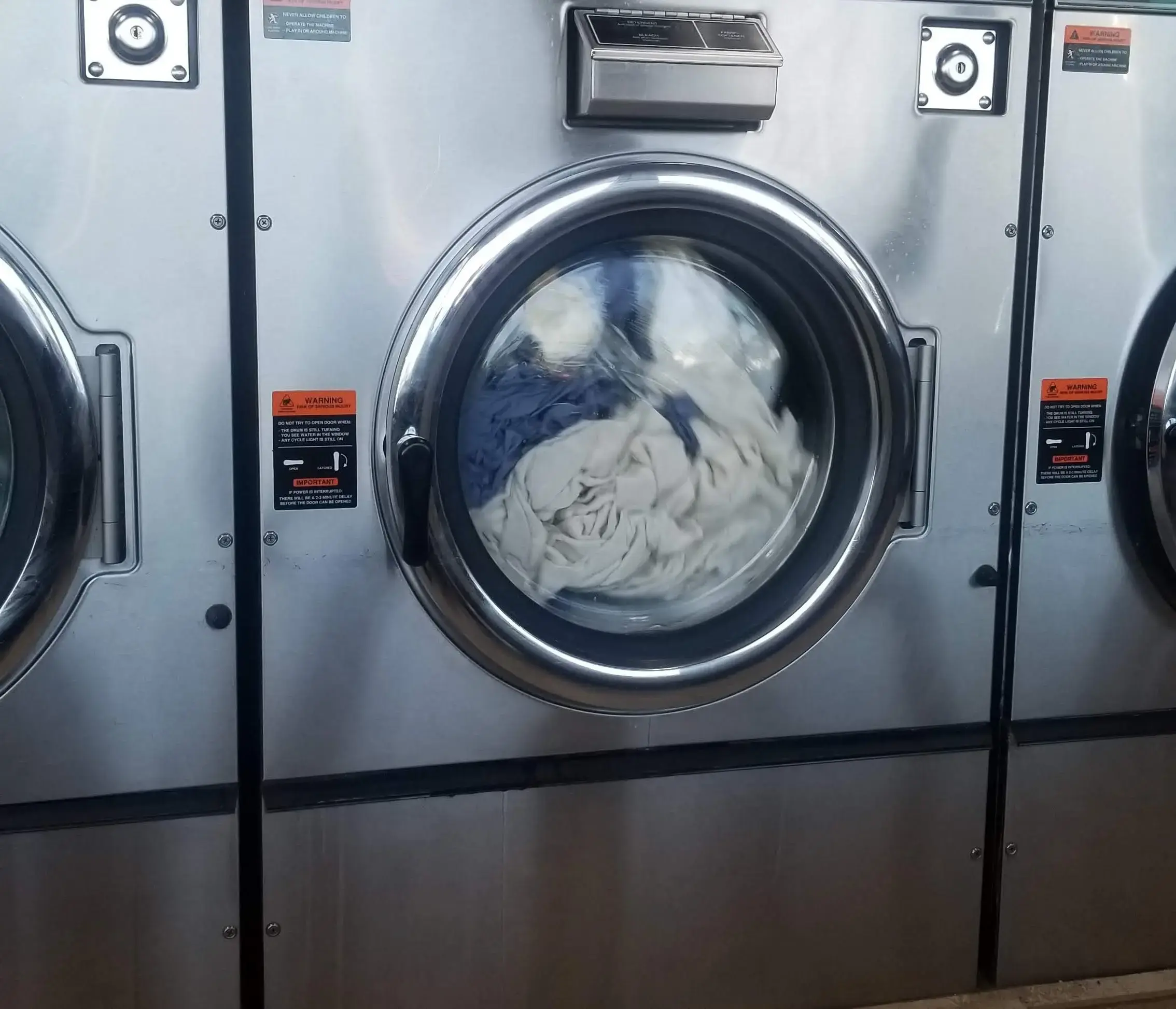 SuperMatt Laundry - Image 6