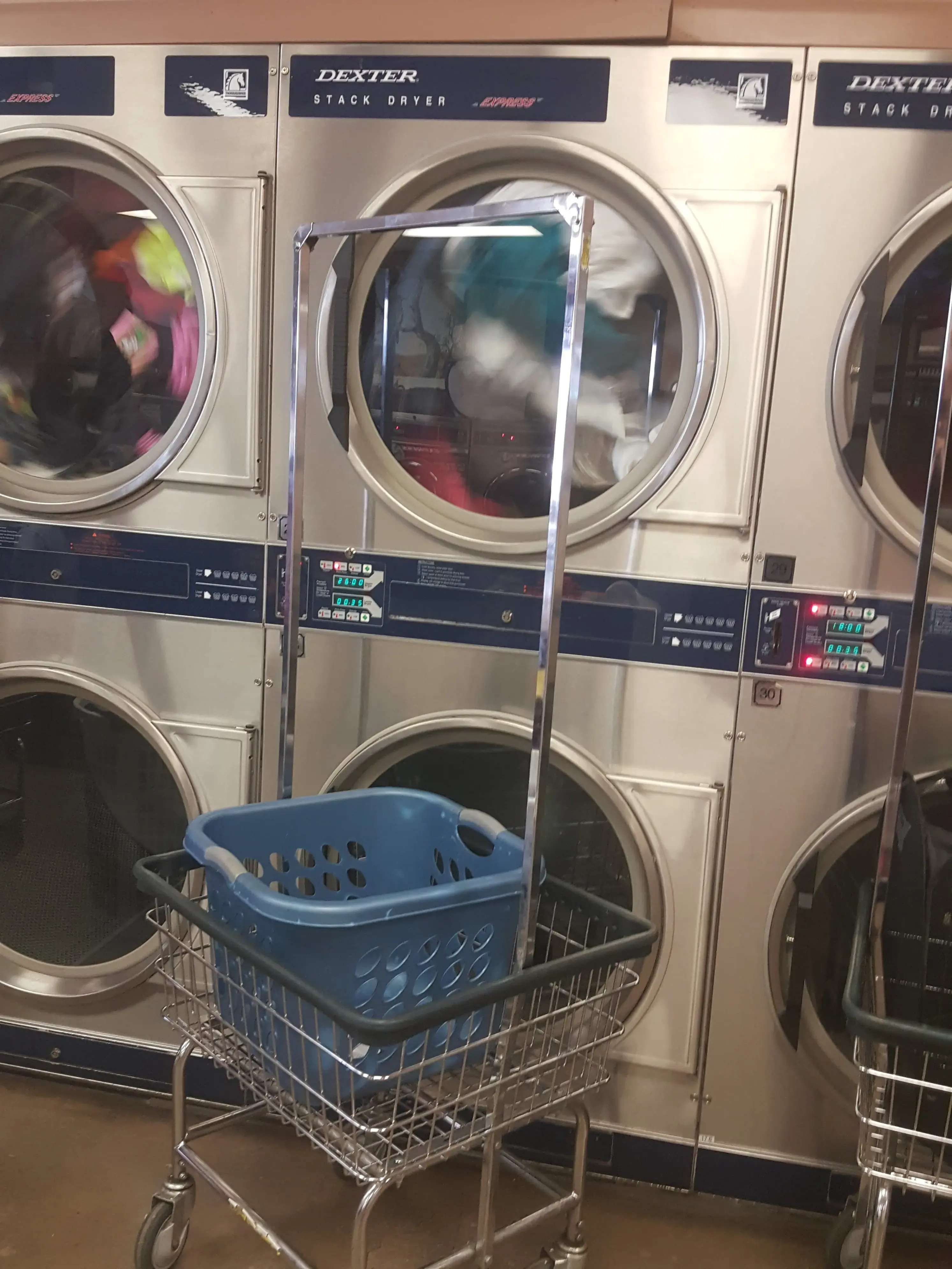 Superstition Express Laundry - Image 20