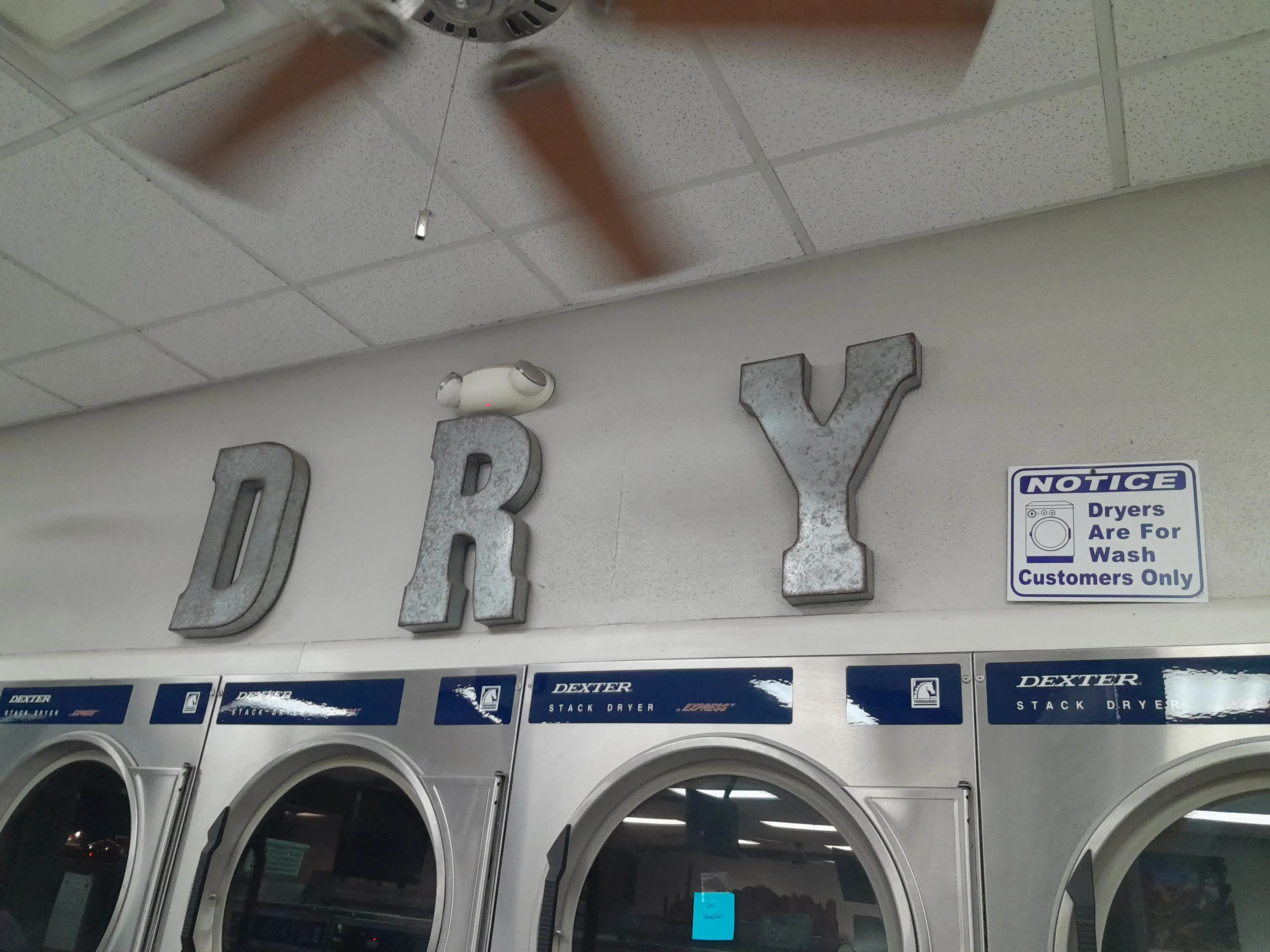 Superstition Express Laundry - Image 19