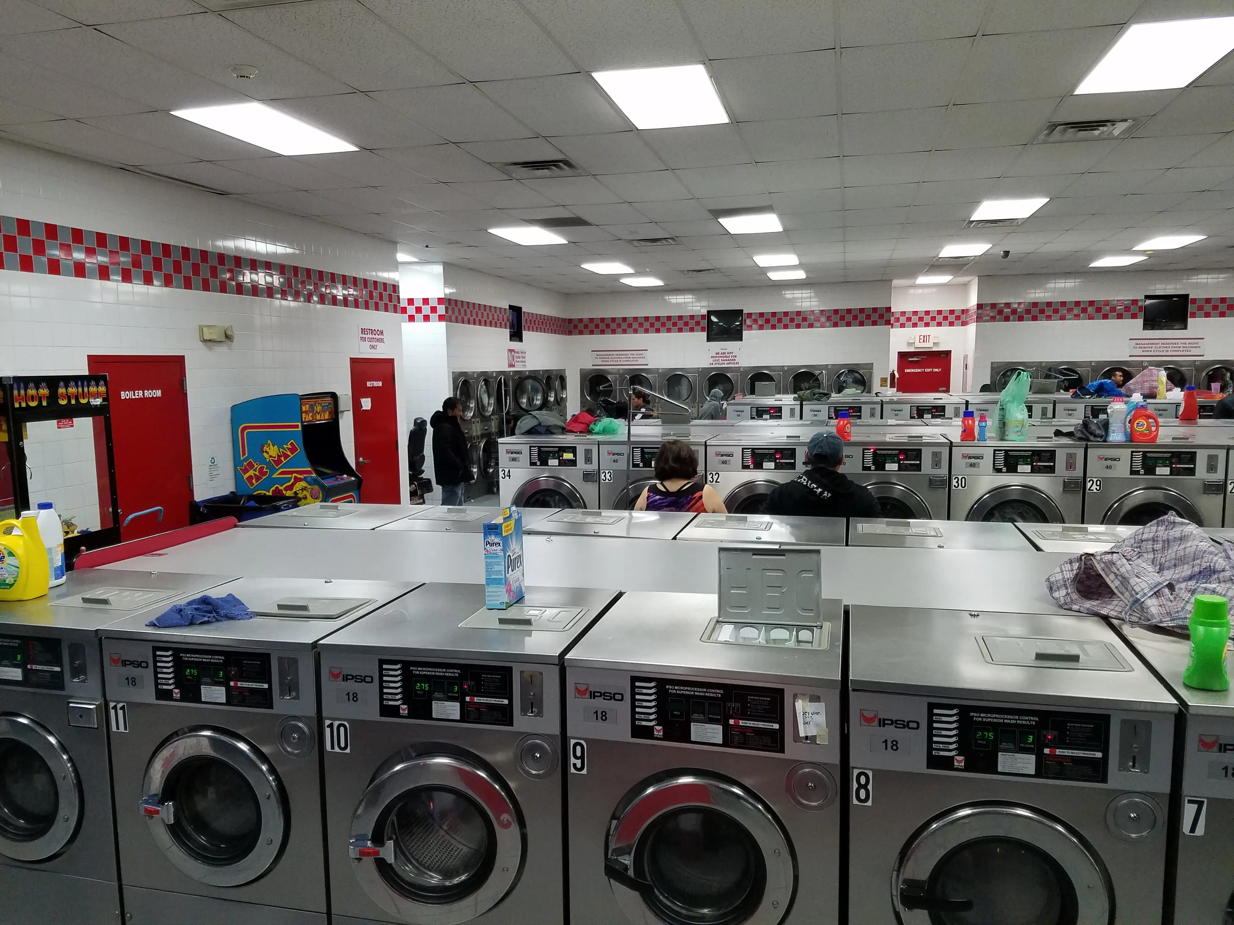 Superstore Launderama location