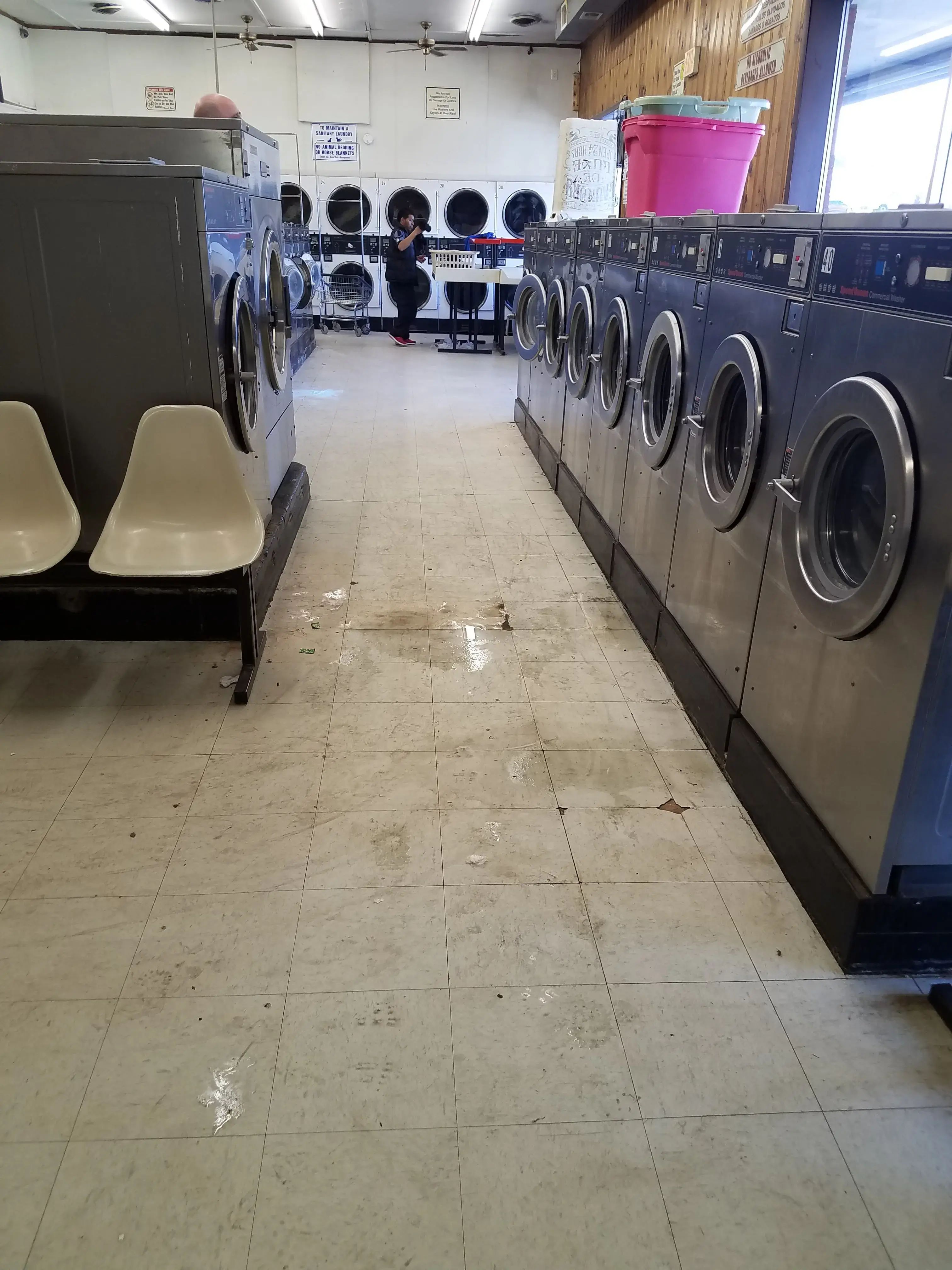 SuperSuds Laundromat thumbnail 12