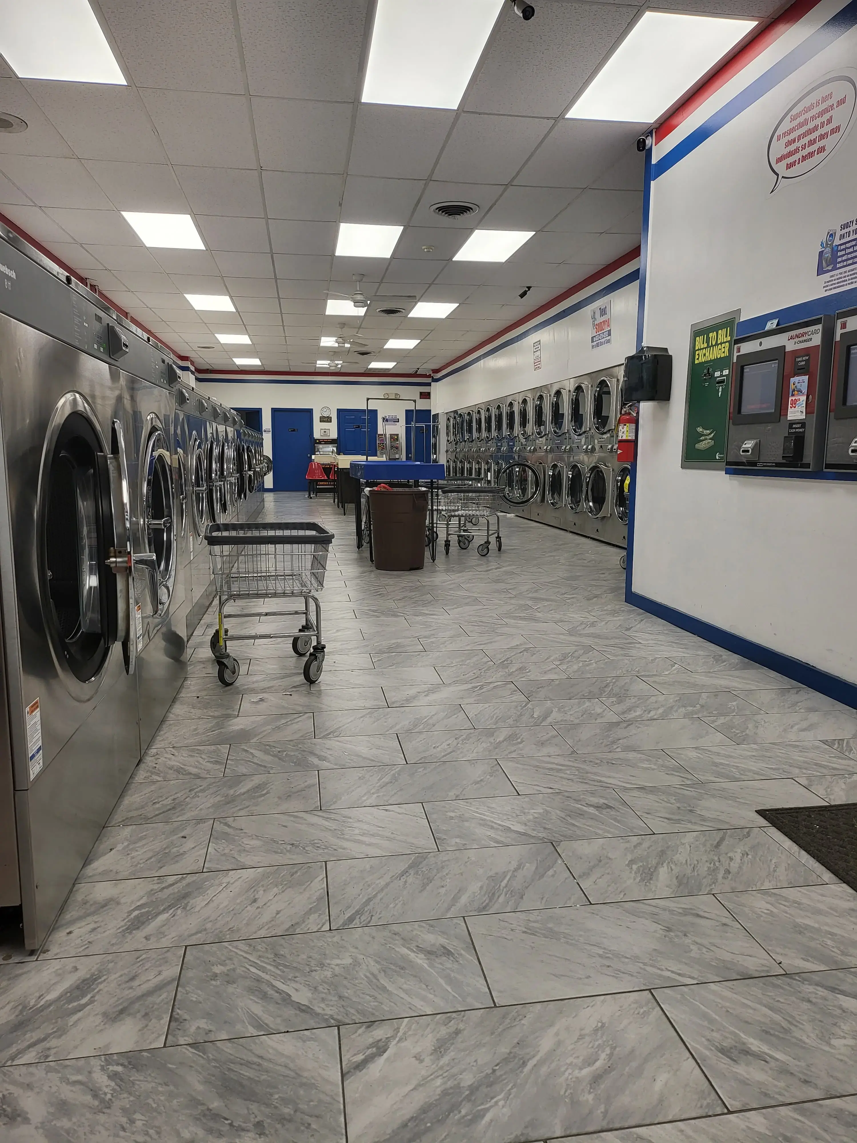SuperSuds Laundromat - Image 13