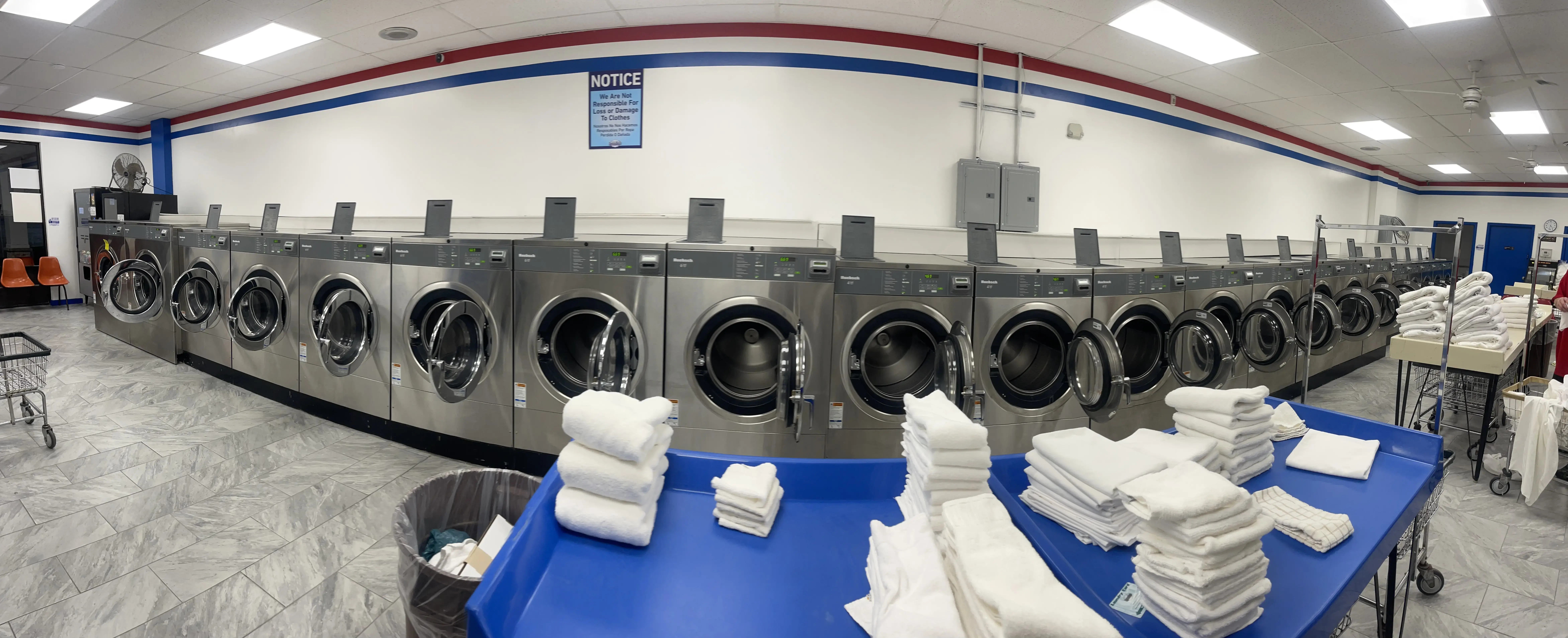 SuperSuds Laundromat thumbnail 1