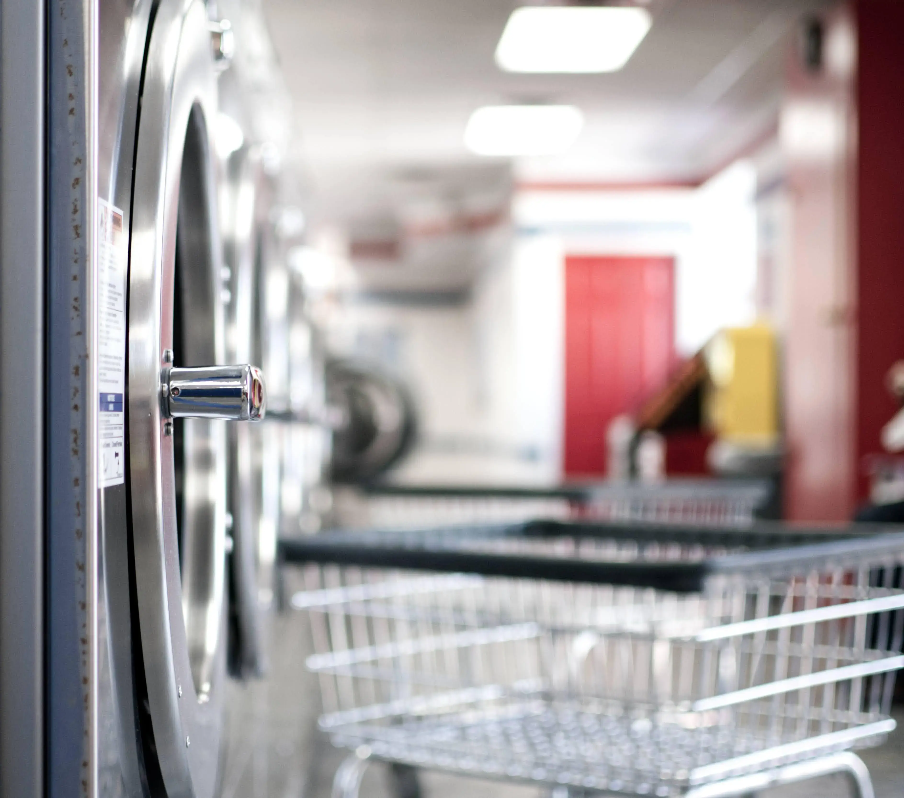 SuperSuds Laundromat - Image 20