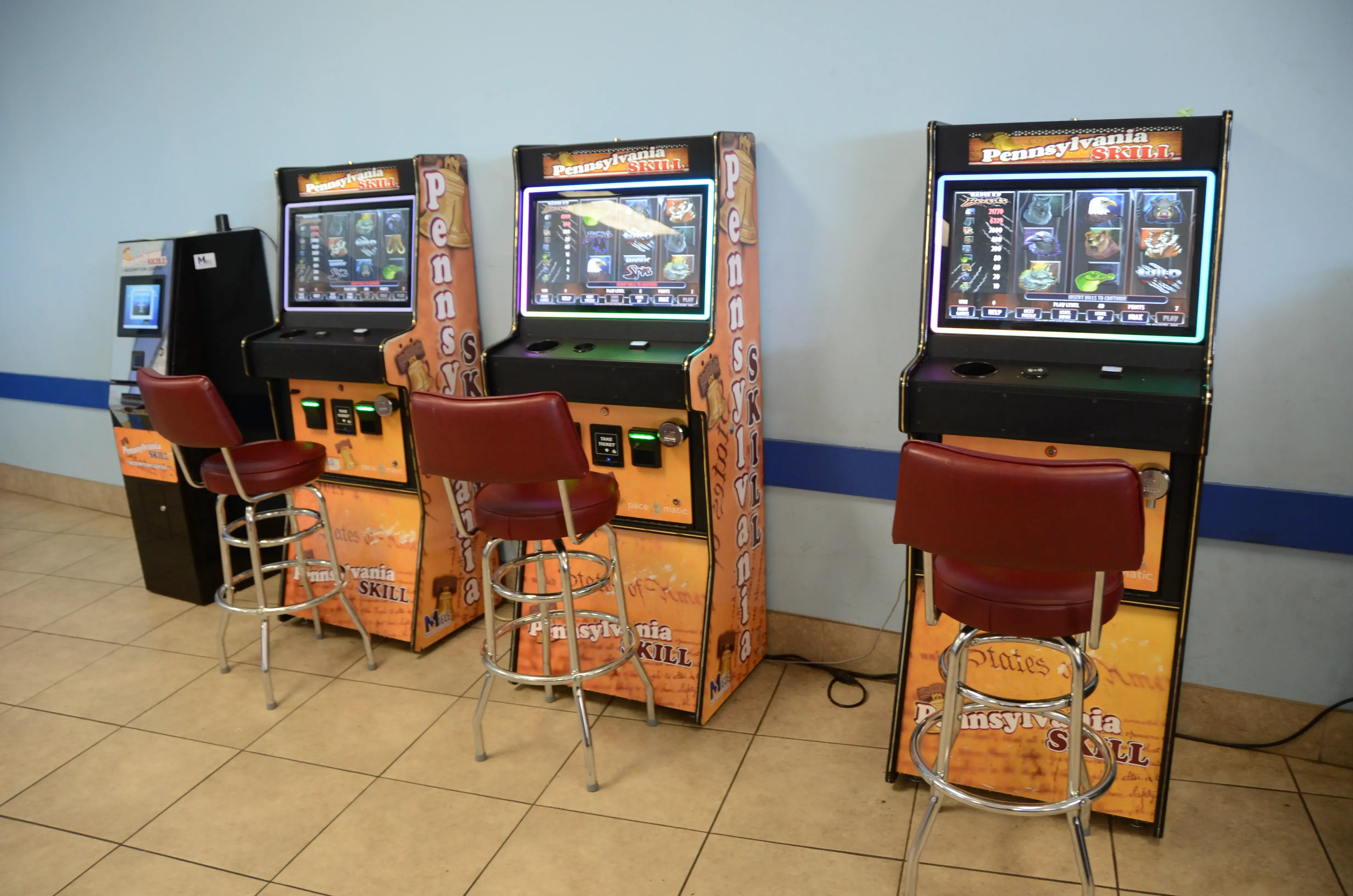 SuperSuds Laundromat - Image 12
