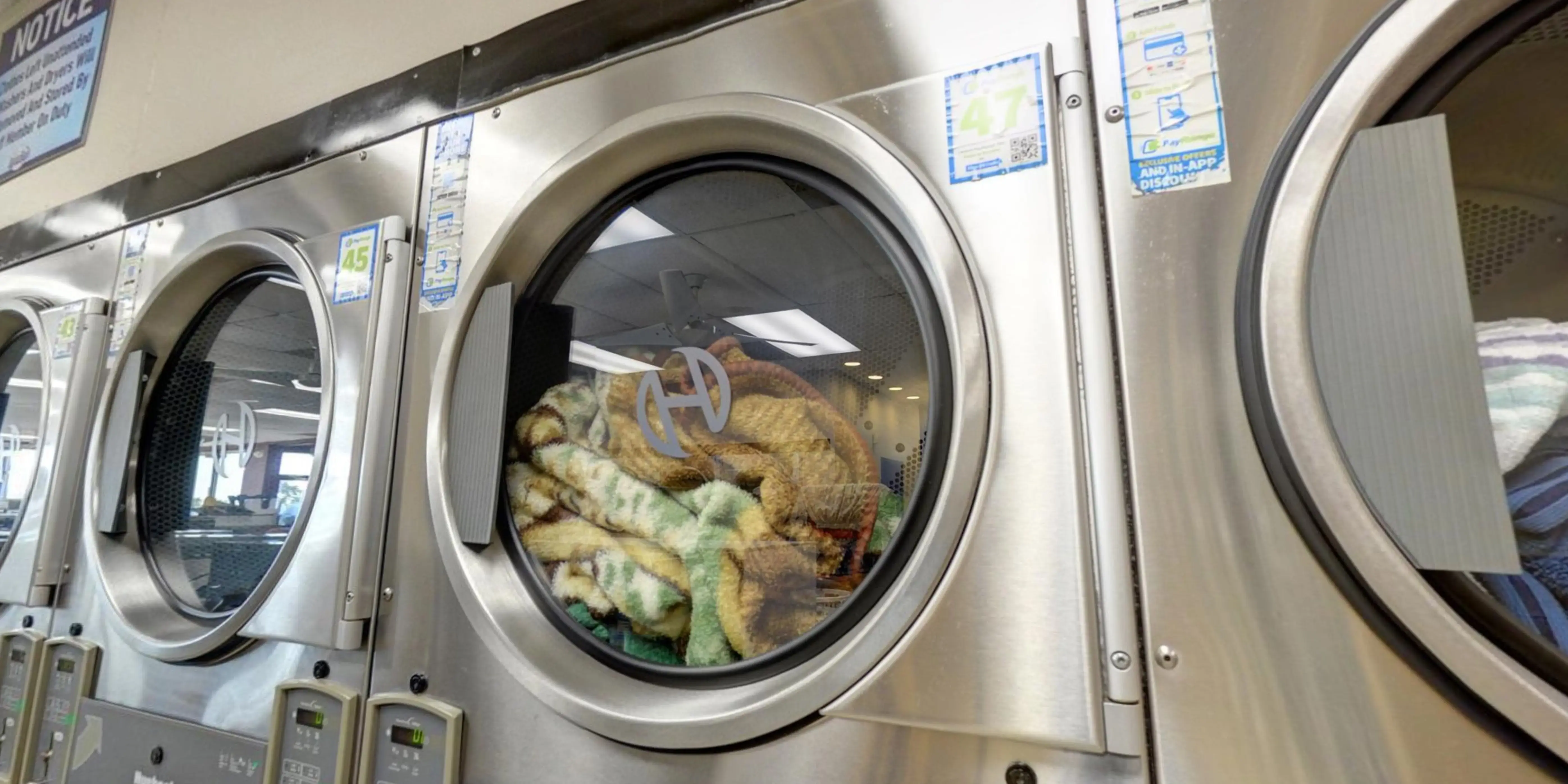 SuperSuds Laundromat thumbnail 12