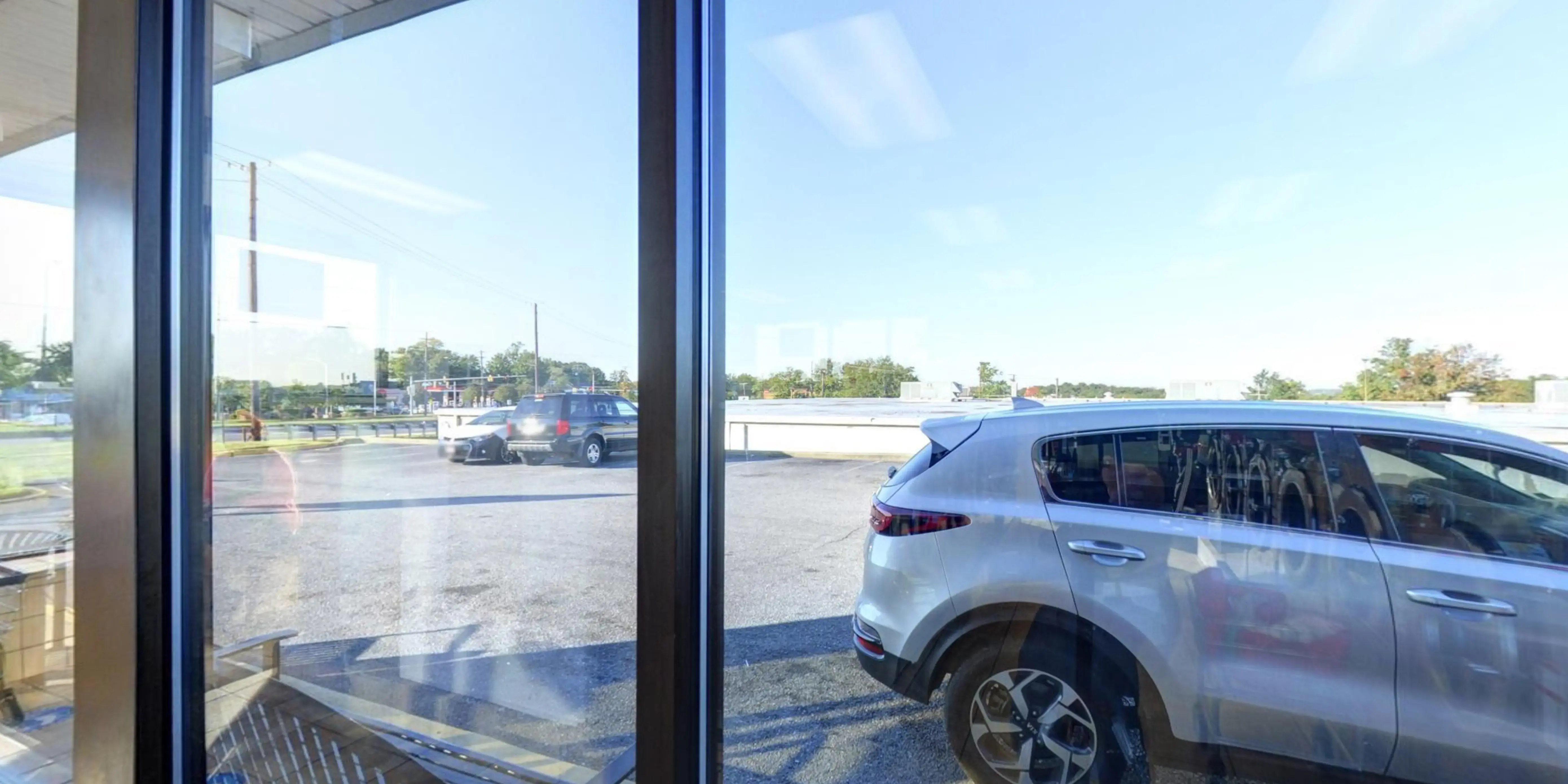 SuperSuds Laundromat thumbnail 18