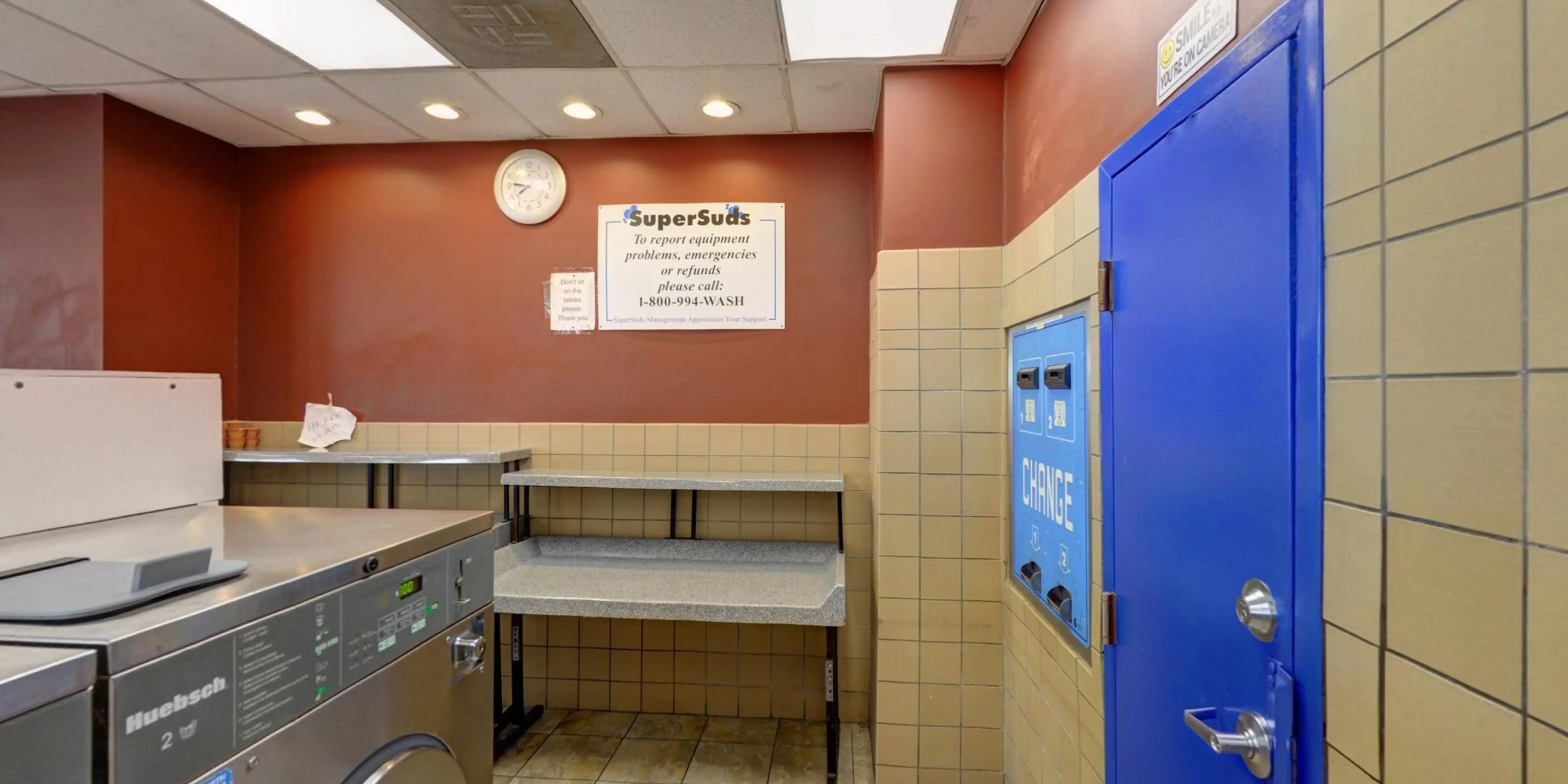 SuperSuds Laundromat thumbnail 5