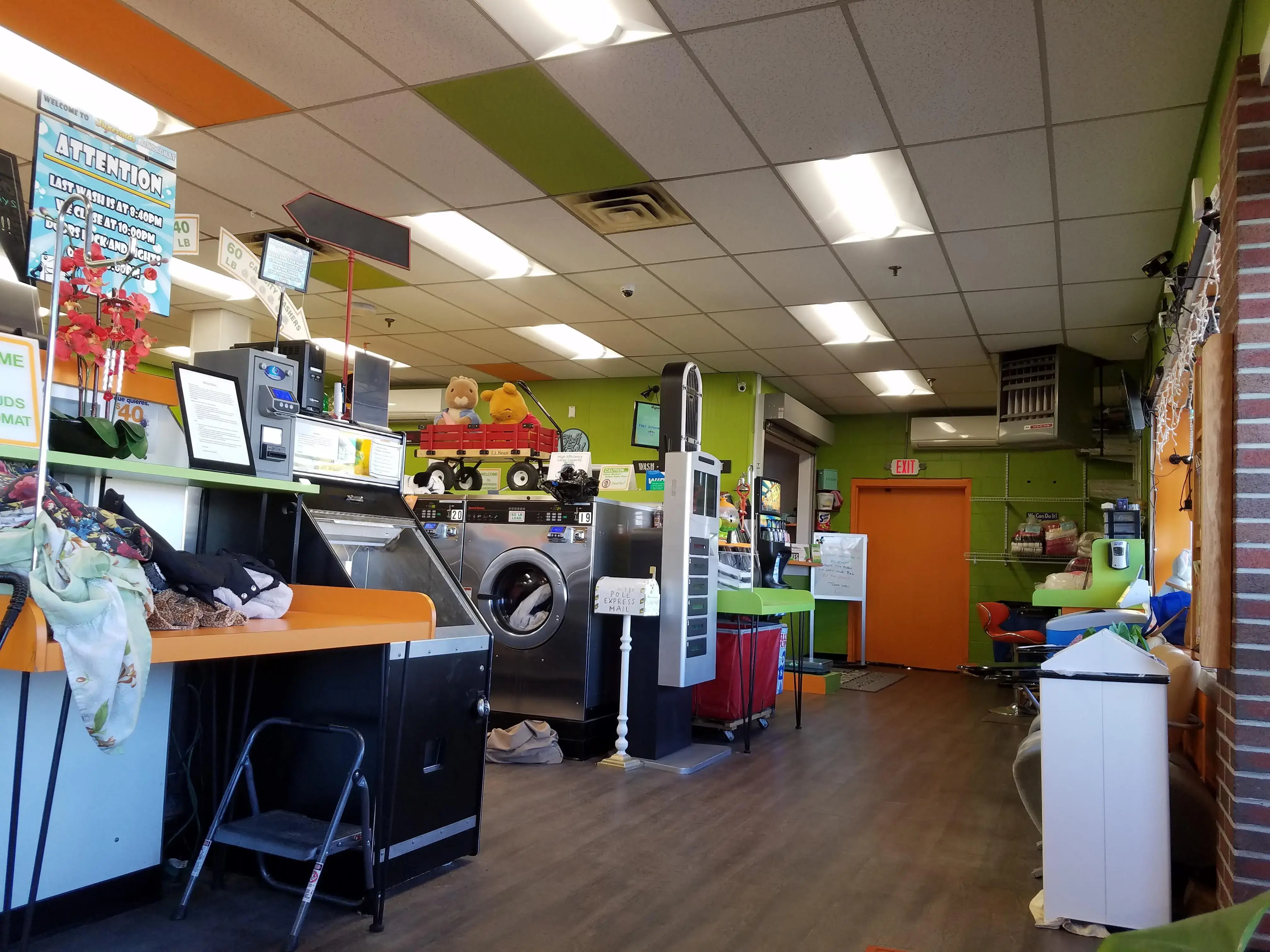 Supersuds Laundromat - Image 9