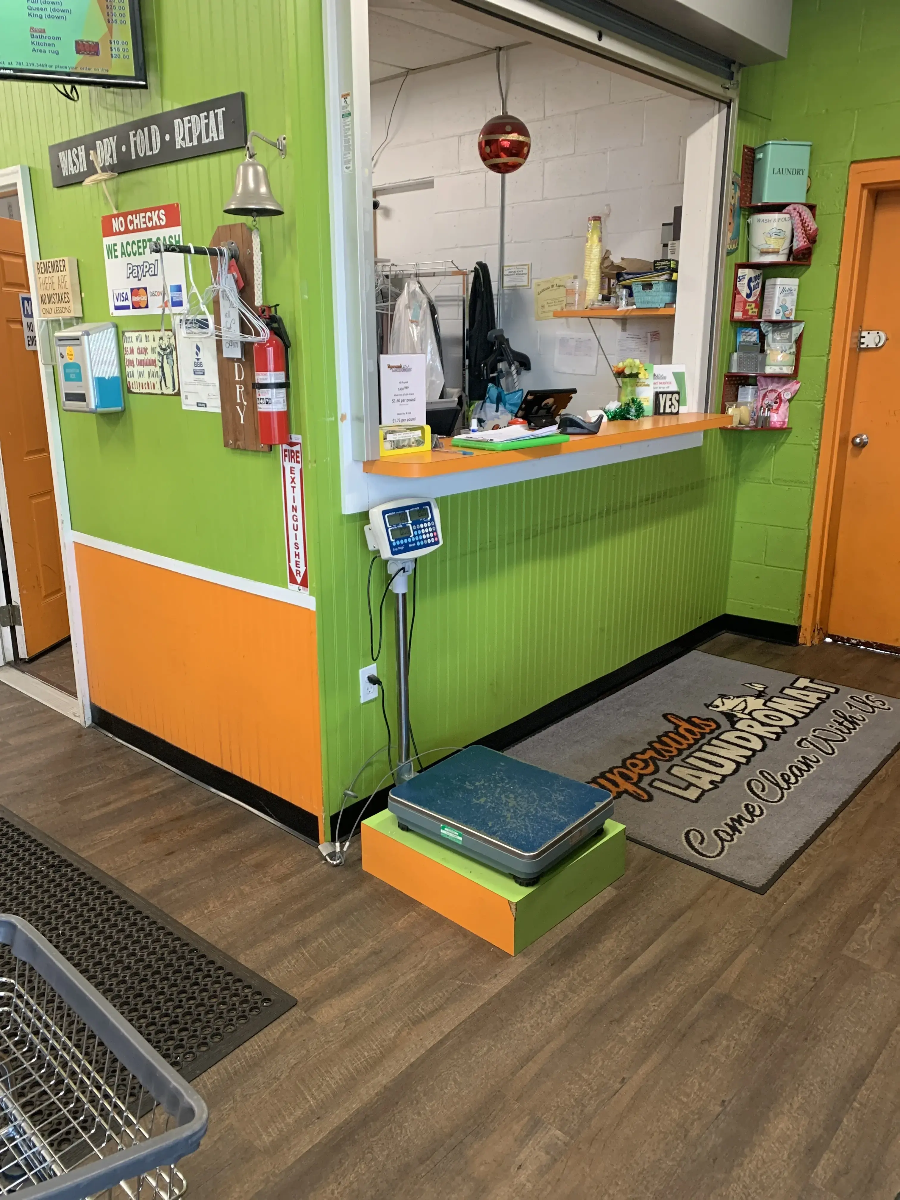 Supersuds Laundromat - Image 10
