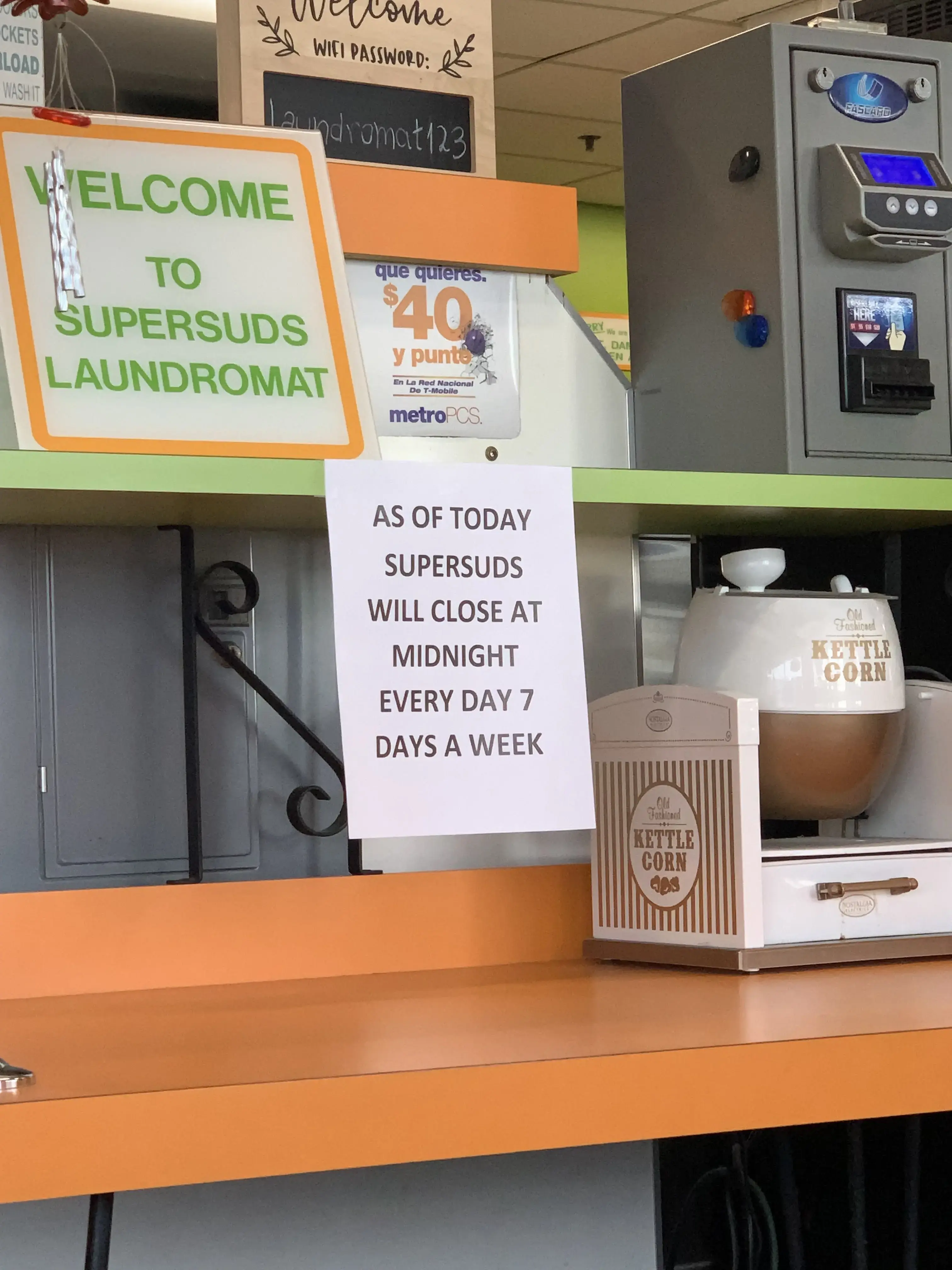 Supersuds Laundromat - Image 12