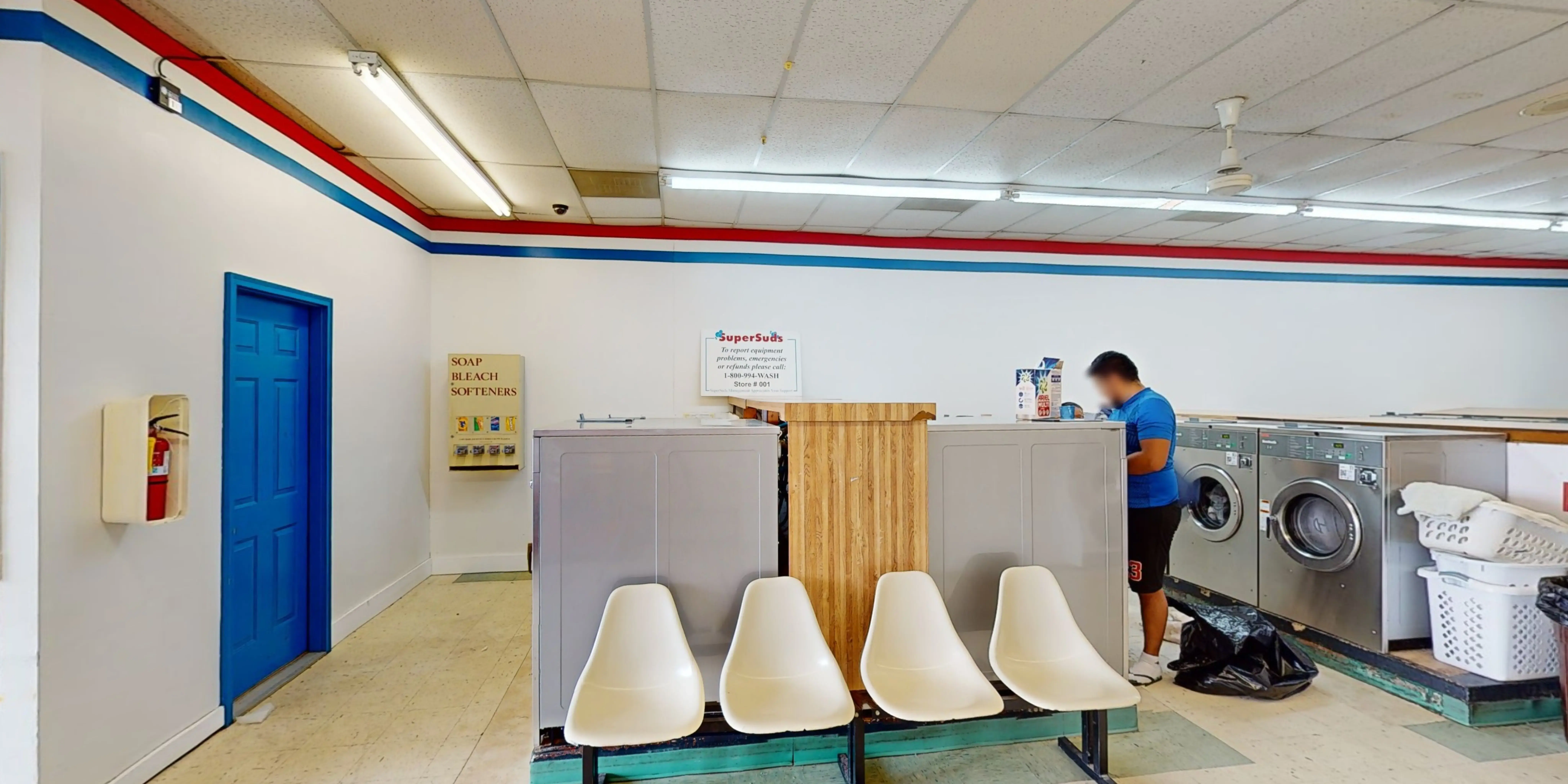 SuperSuds Laundromat - Image 5