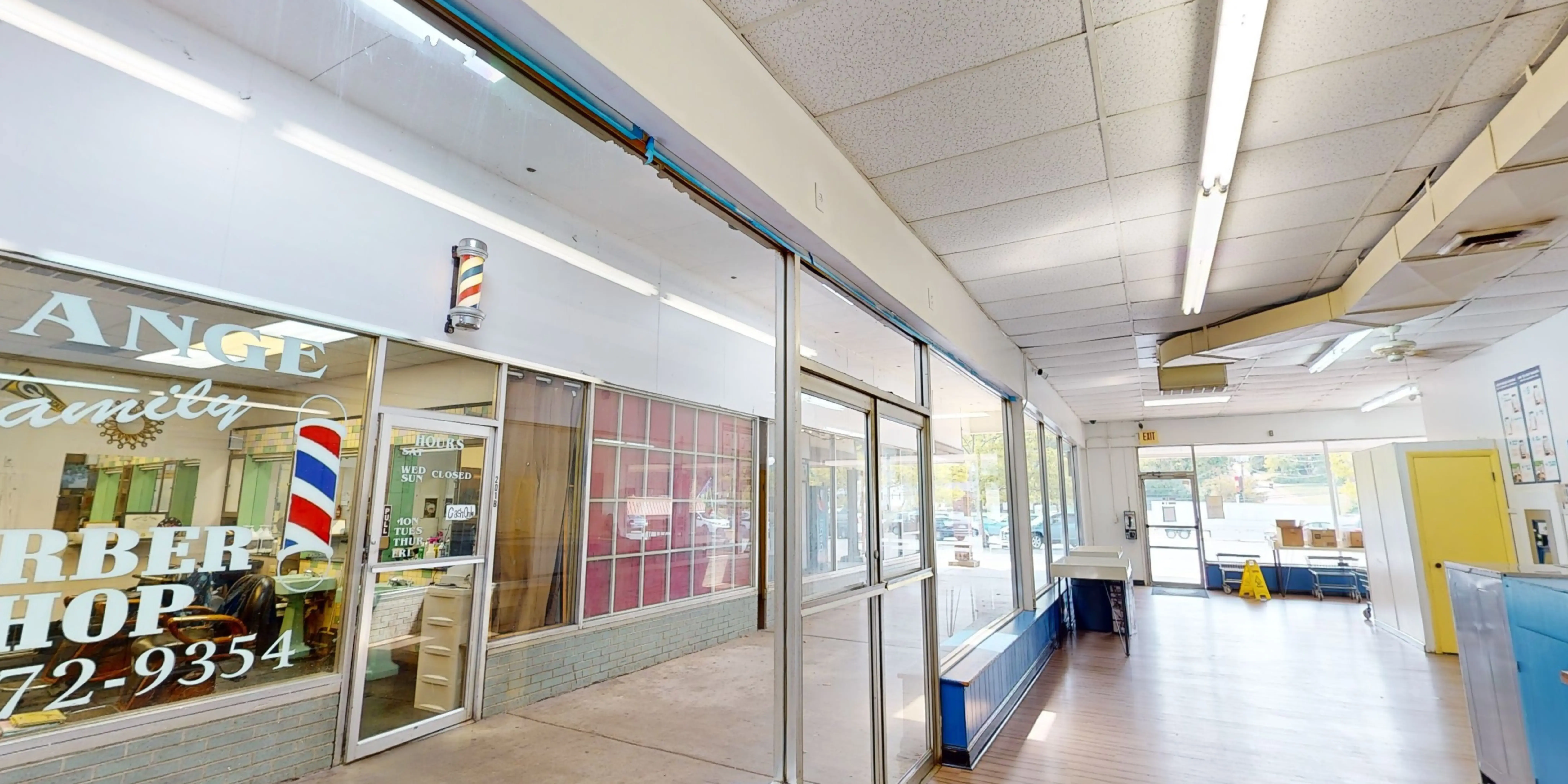 SuperSuds Laundromat - Image 7