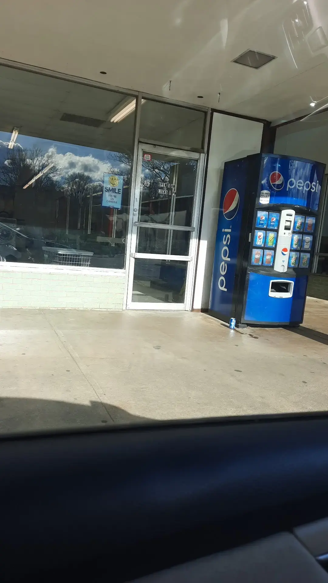 SuperSuds Laundromat thumbnail 20