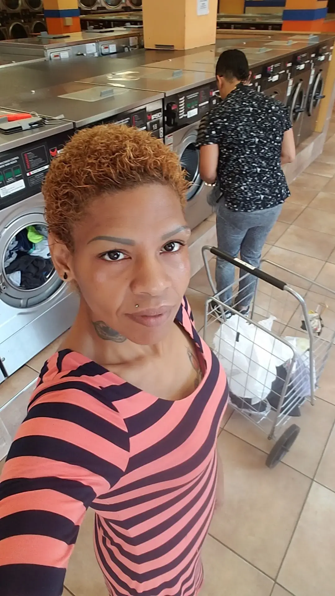 SuperSuds Laundromat - Image 19