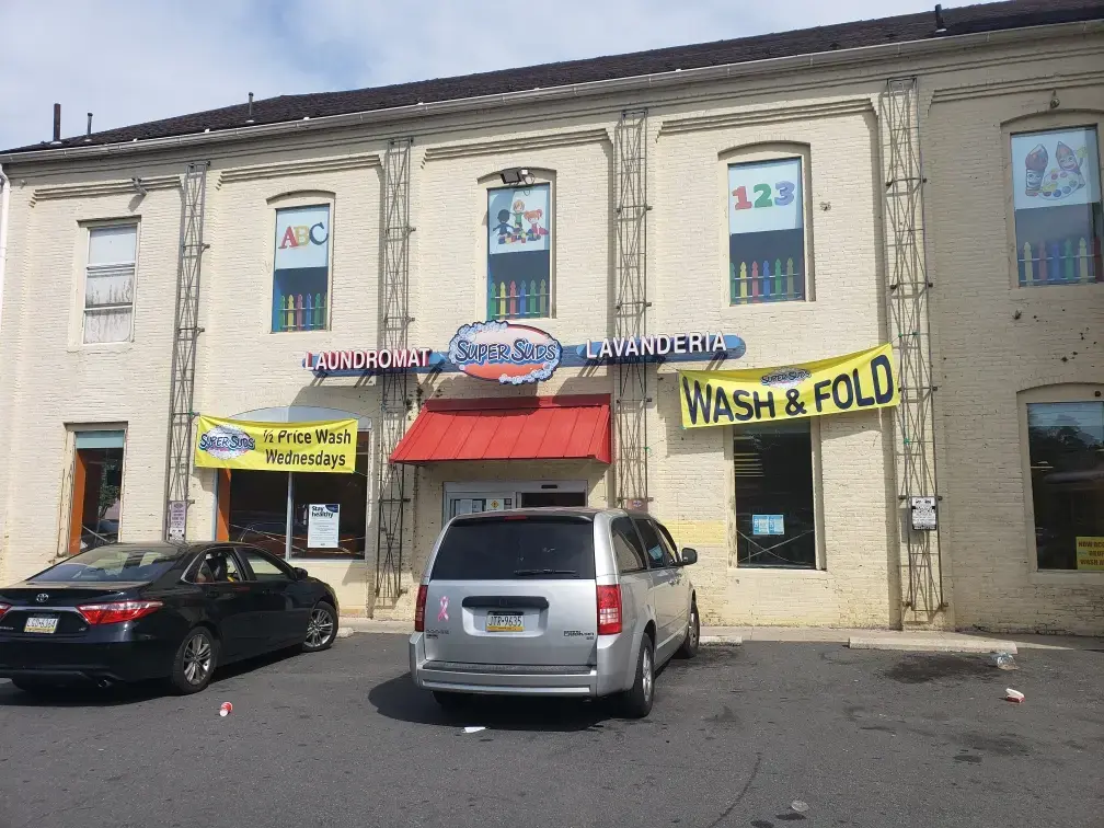 SuperSuds Laundromat thumbnail 1