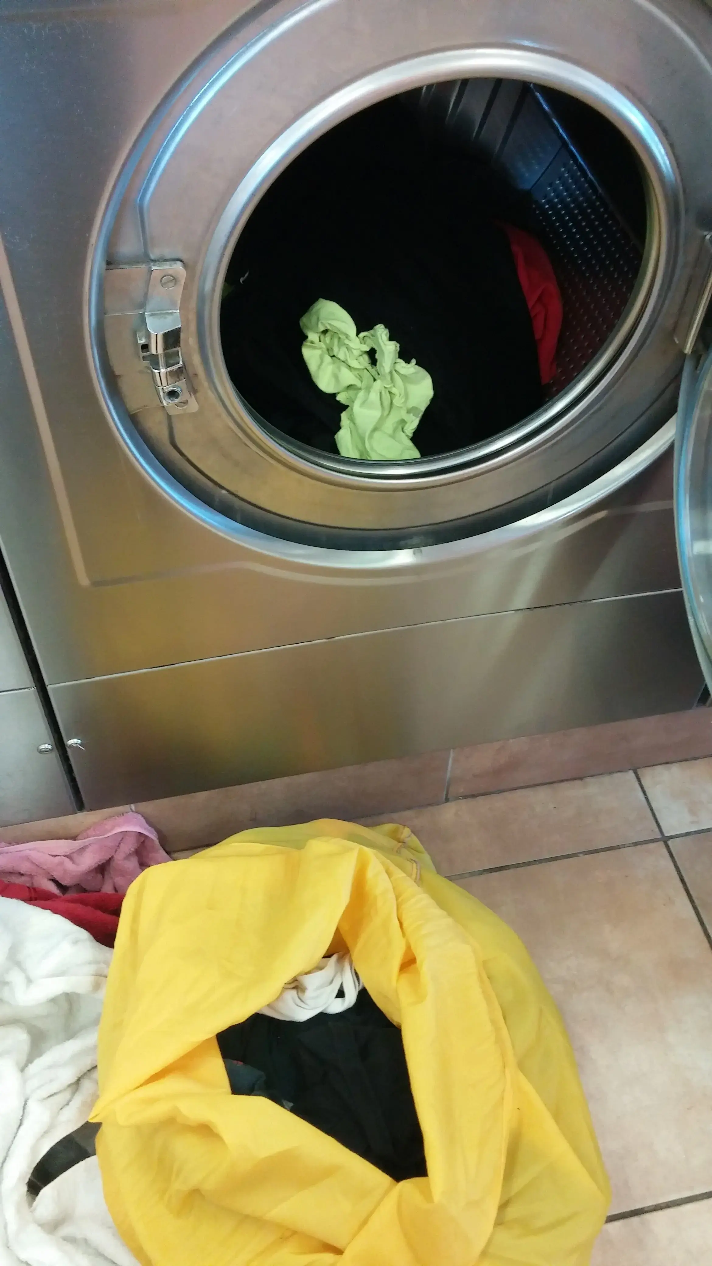 SuperSuds Laundromat thumbnail 15