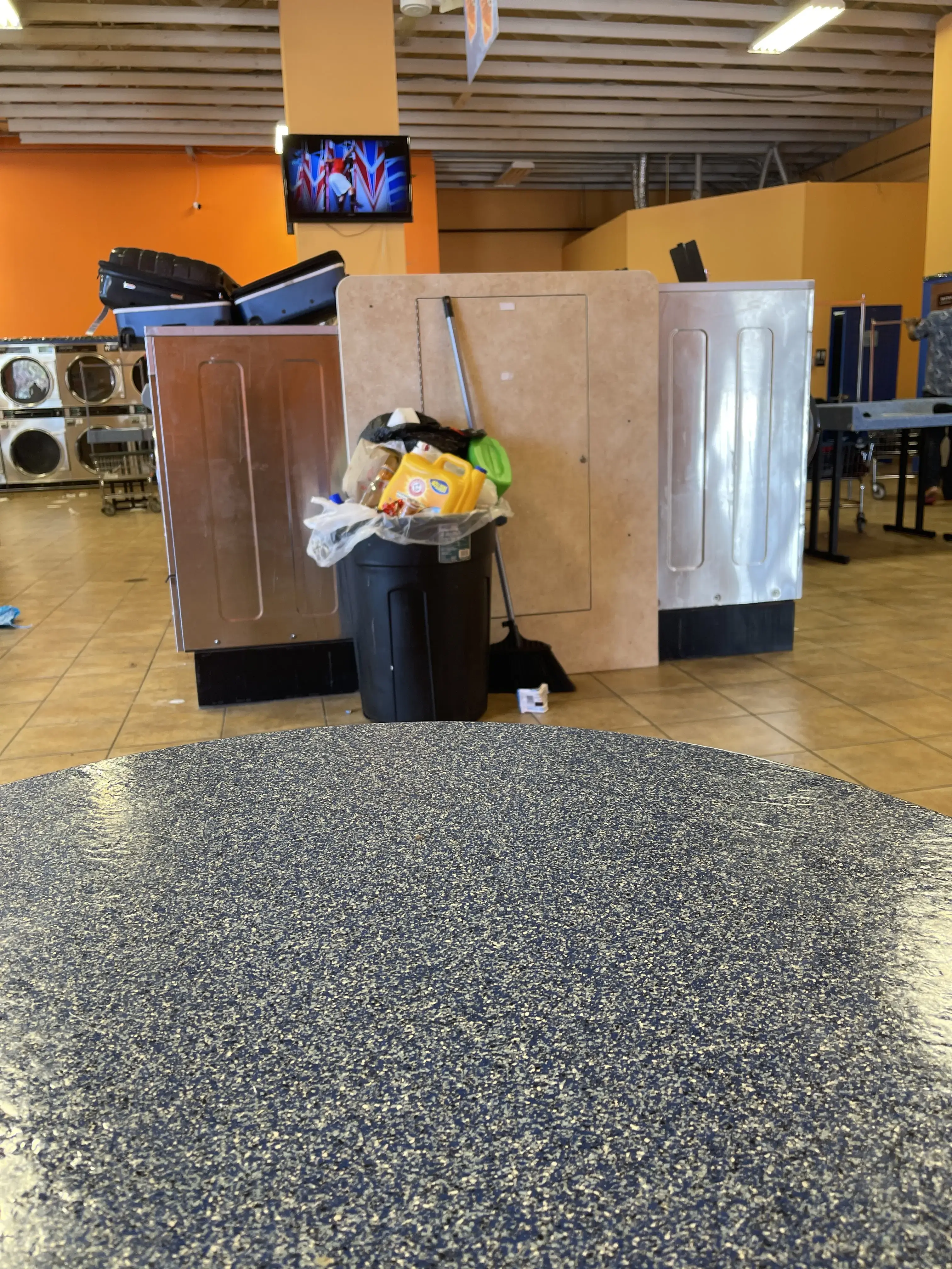 SuperSuds Laundromat thumbnail 8